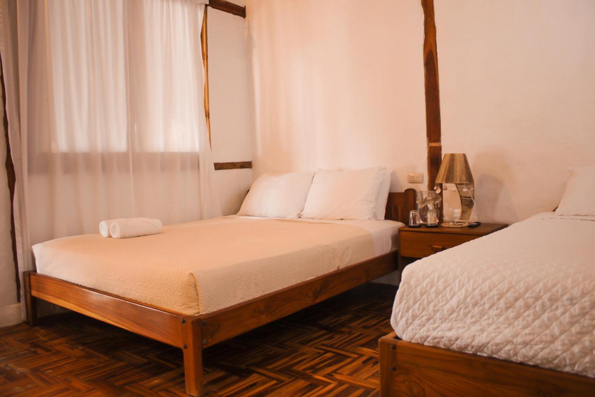 Ayampe Guest House
