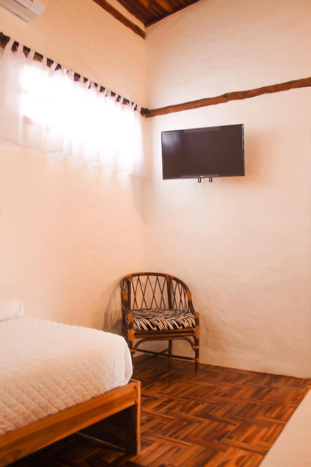 Ayampe Guest House