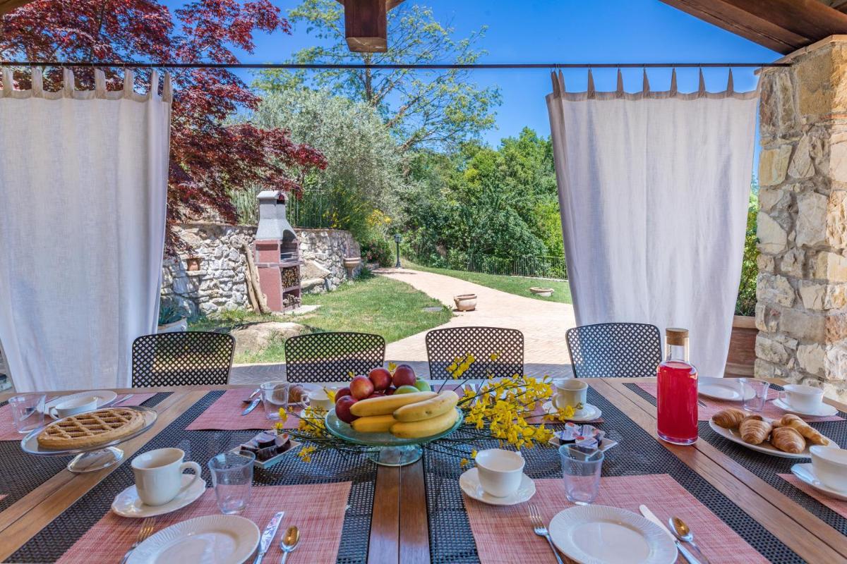 Casale Dalmanuta view 4