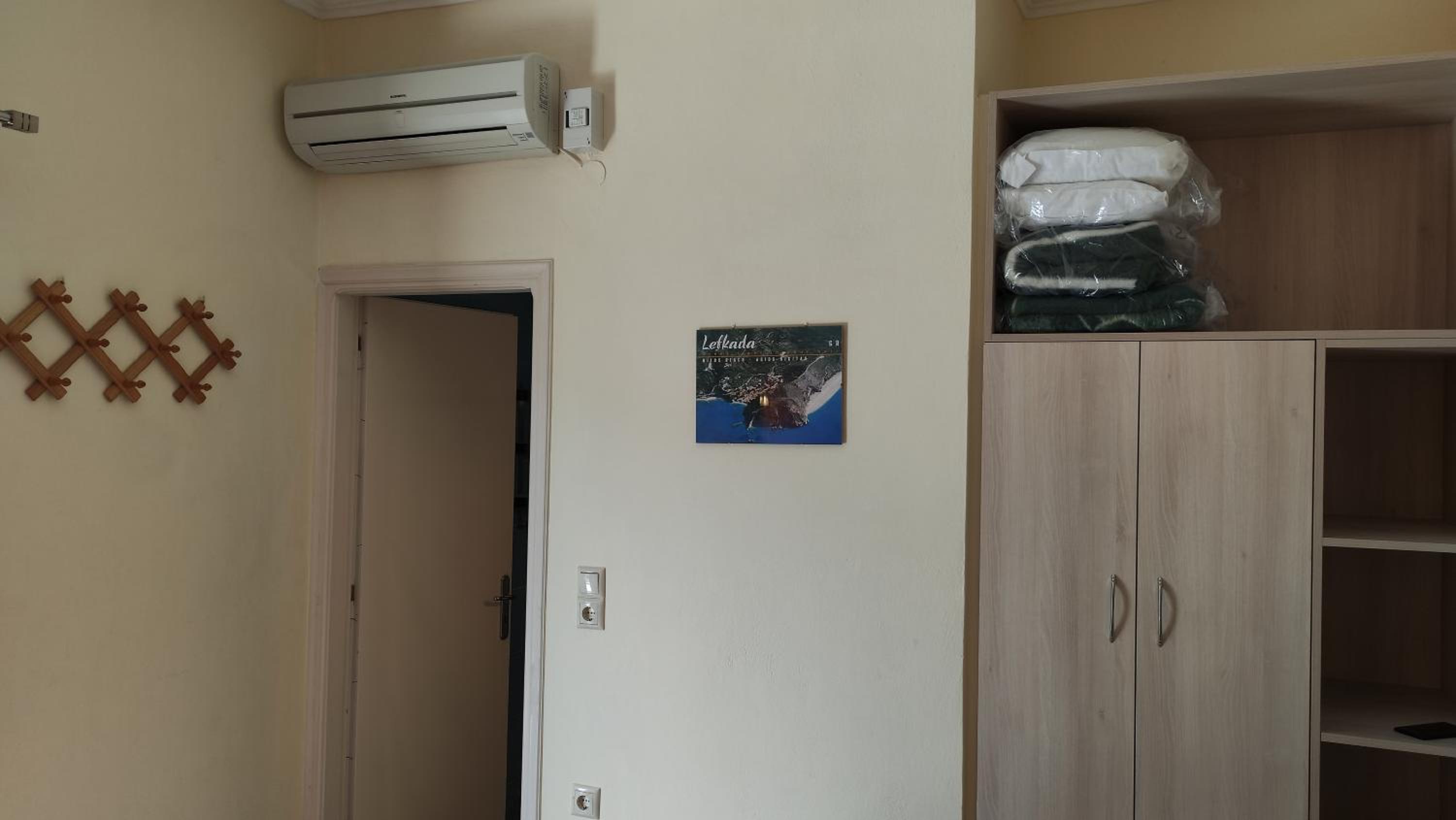 Photo 56