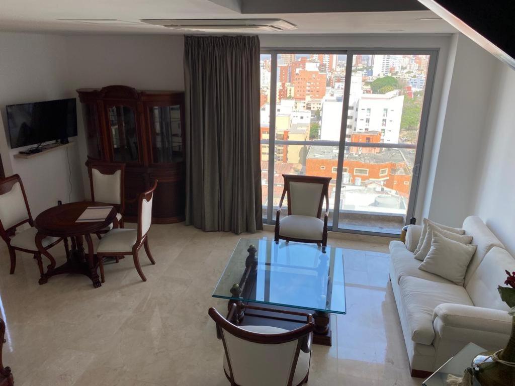 BUENAVISTA PLAZA APARTA HOTEL
