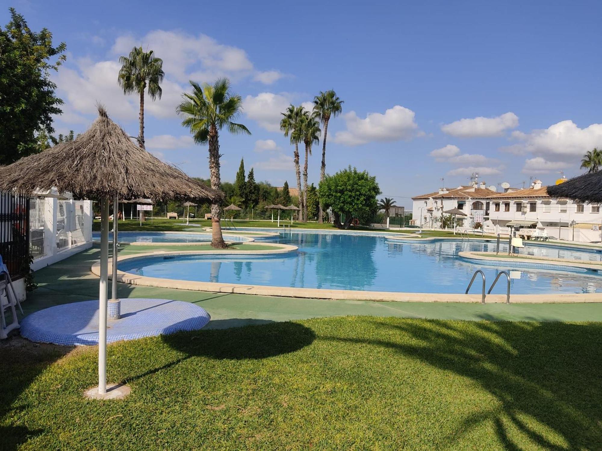 Costa Blanca Bungalow Lago jardin frente piscina 4 personas #PRP001 by Stay Orihuela Costa view 5