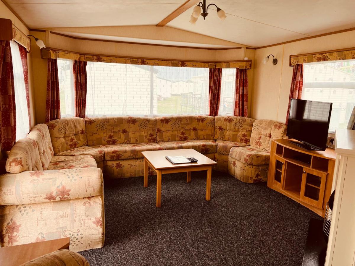 Fantasy Island Caravan Hire- Located at Fantasy Island- Eastgate Caravan Park, Sea Lane, Ingoldmells view 3