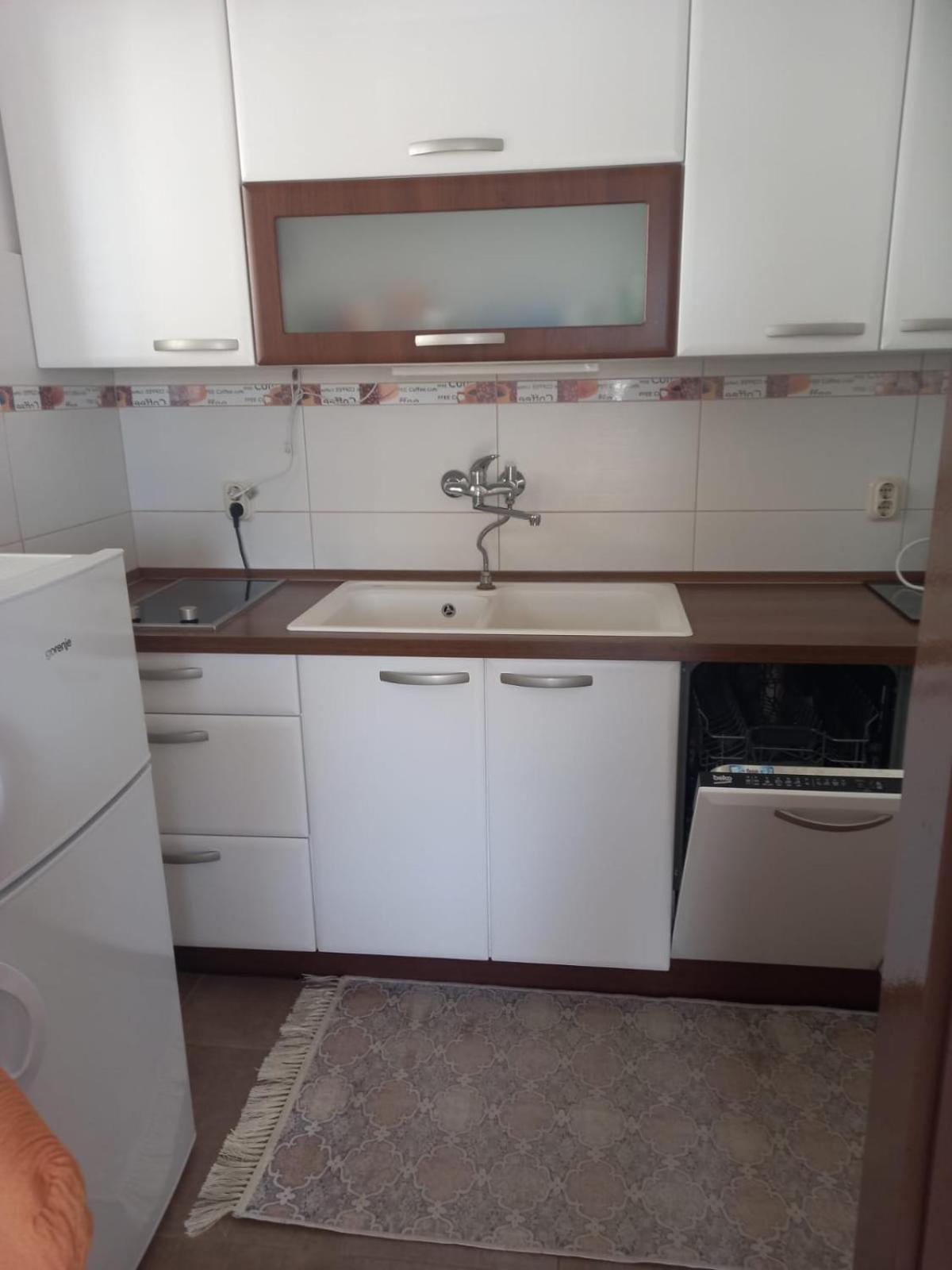 Apartman Rebeka view 3