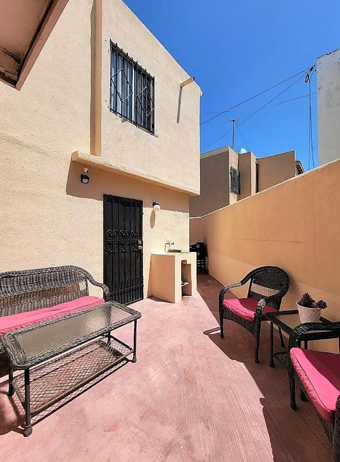 Hotel COZY CASITA EN PLAYAS DE TIJUANA - Image 1