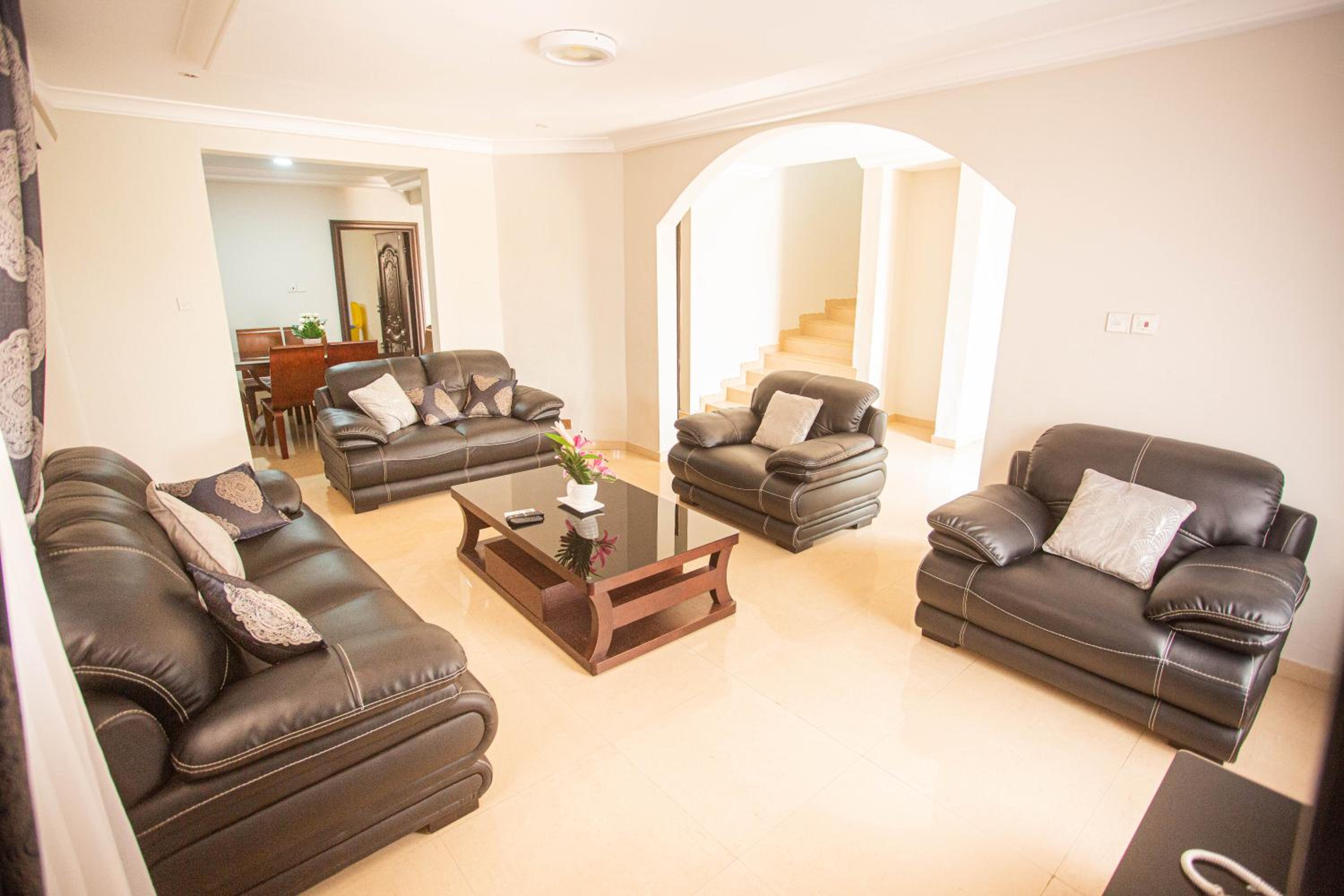 Accra Luxury Homes at Trassaco, East Legon - Image 4