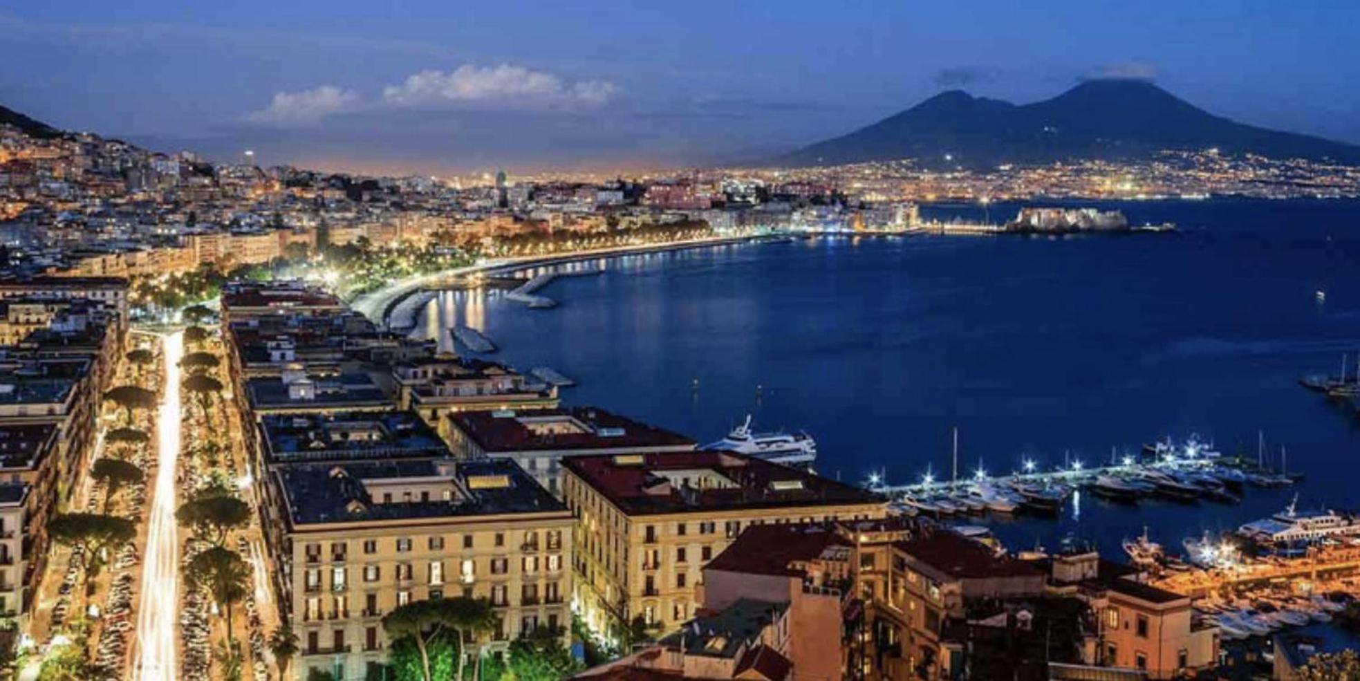 HOME SWEET HOME Inizio di Spacca Napoli