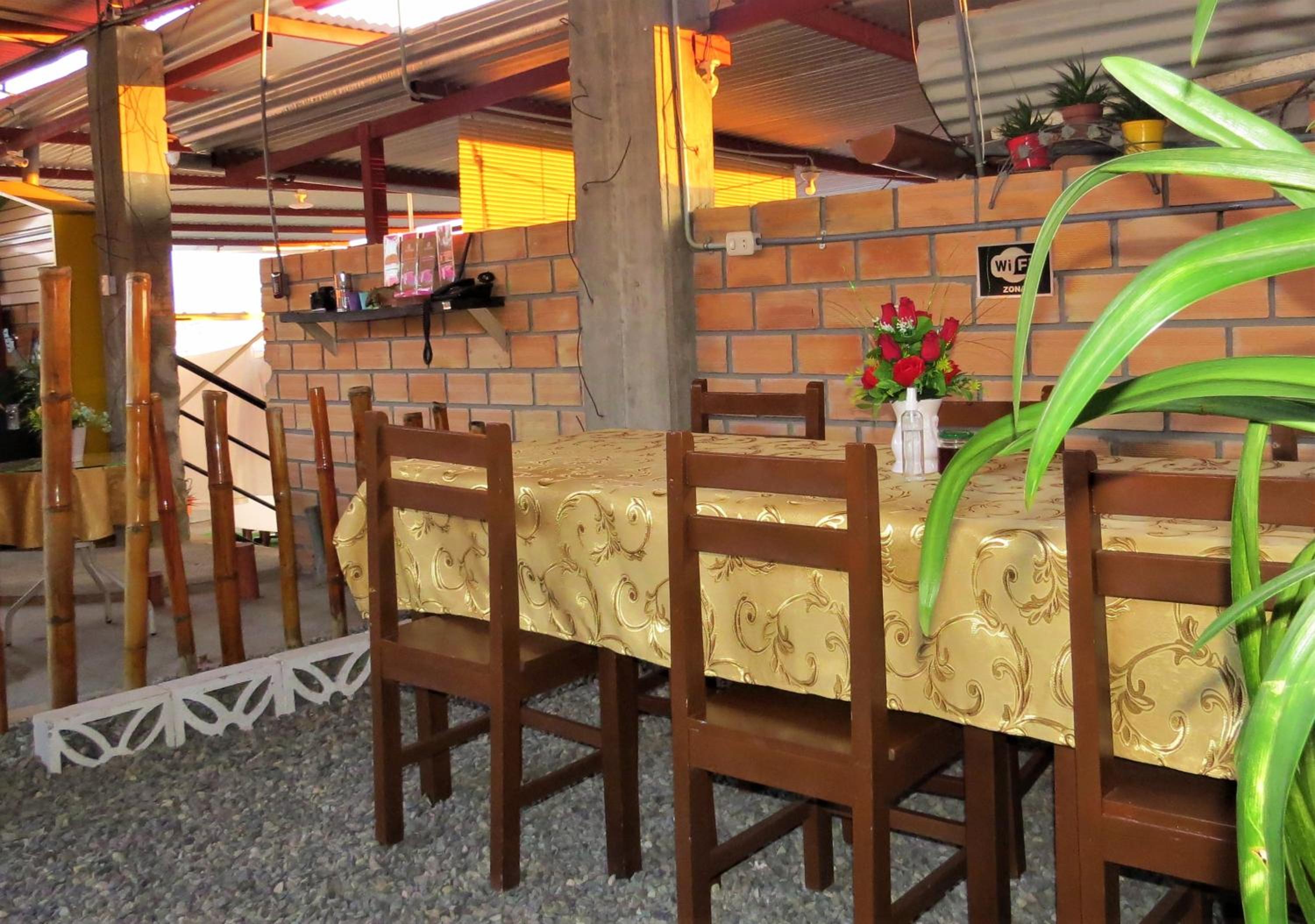 Flor del Valle Posada