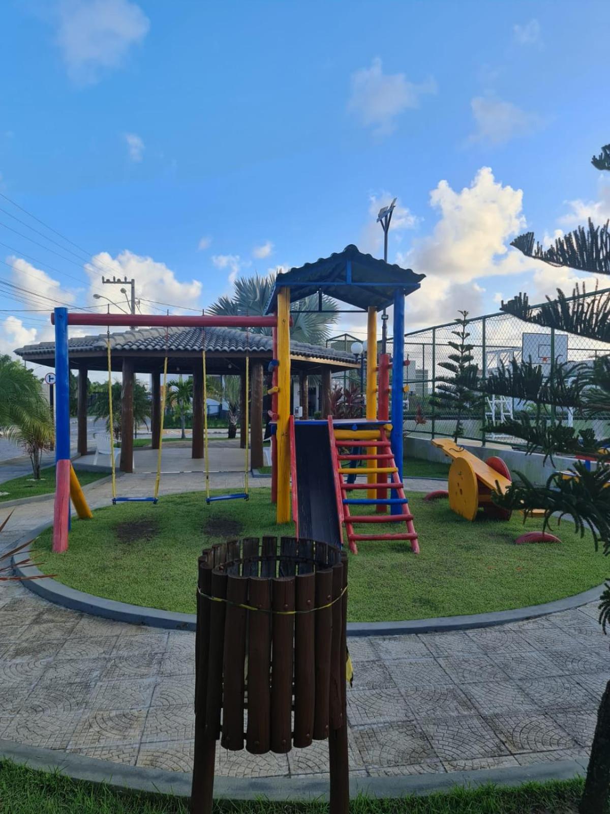 Relaxe na banheira de hidromassagem com vista mar view 5