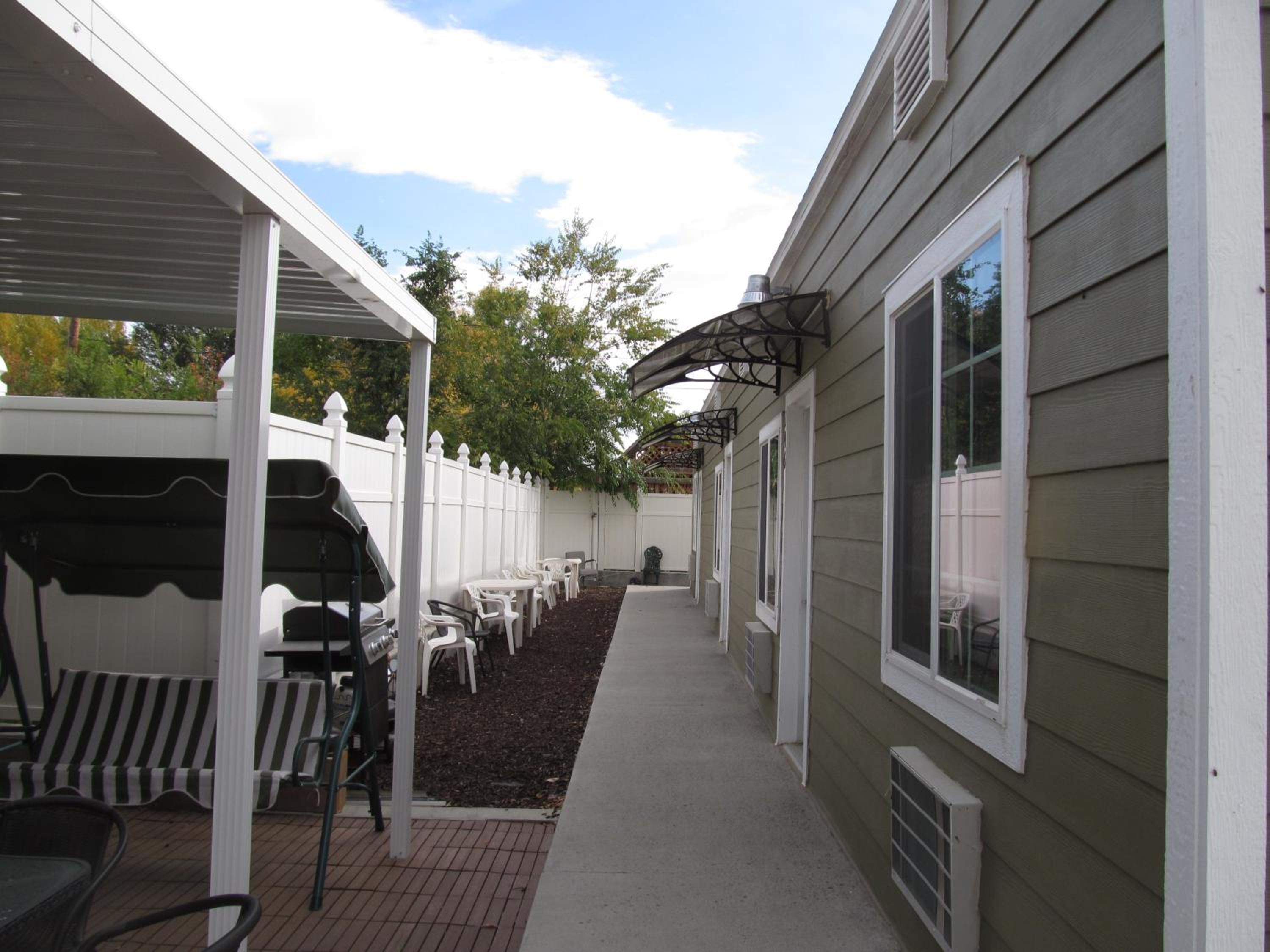 Western Motel
