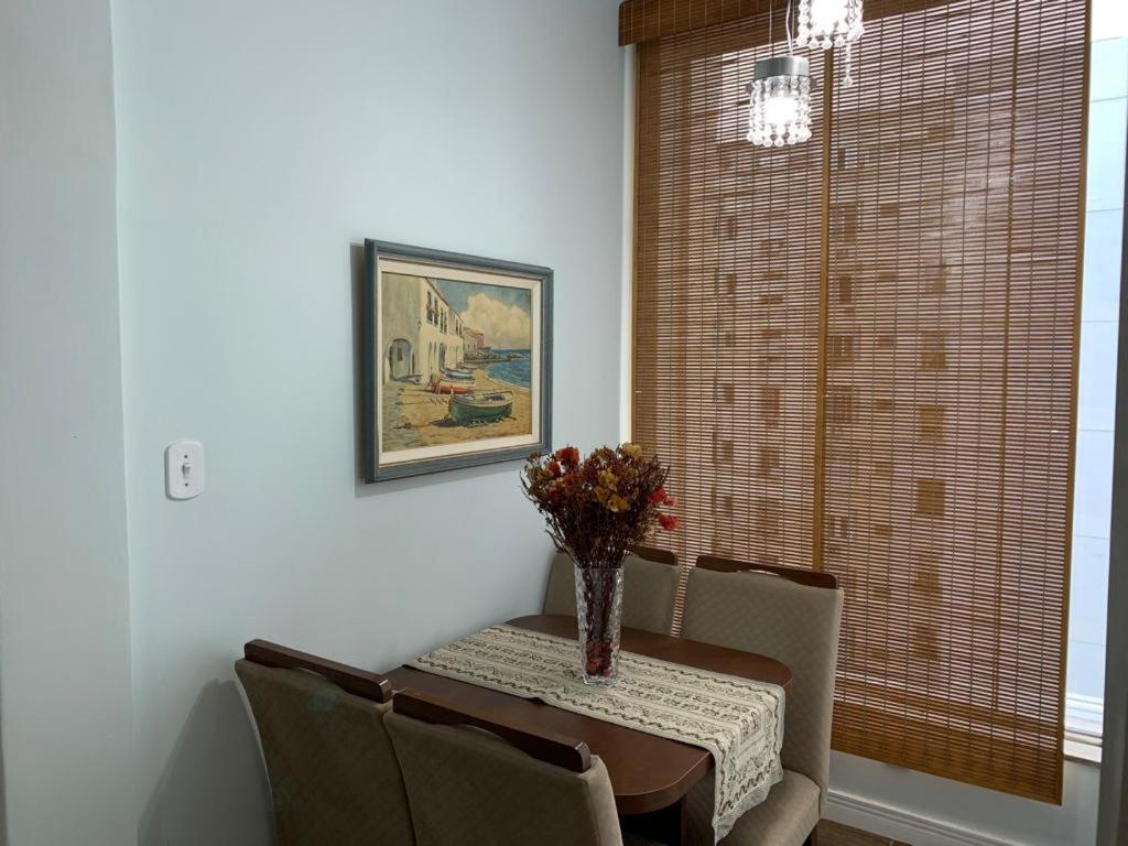 Apartamento COPANEMA Reformadíssimo no Posto 6, VENHAM