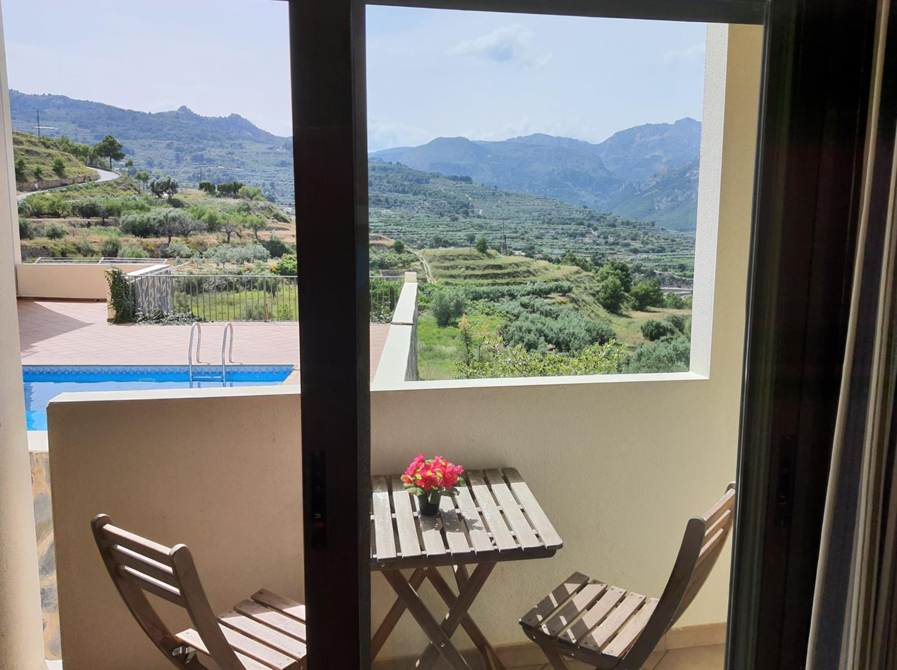 APARTAMENTOS SERRELLA - Rural Guadalest view 2