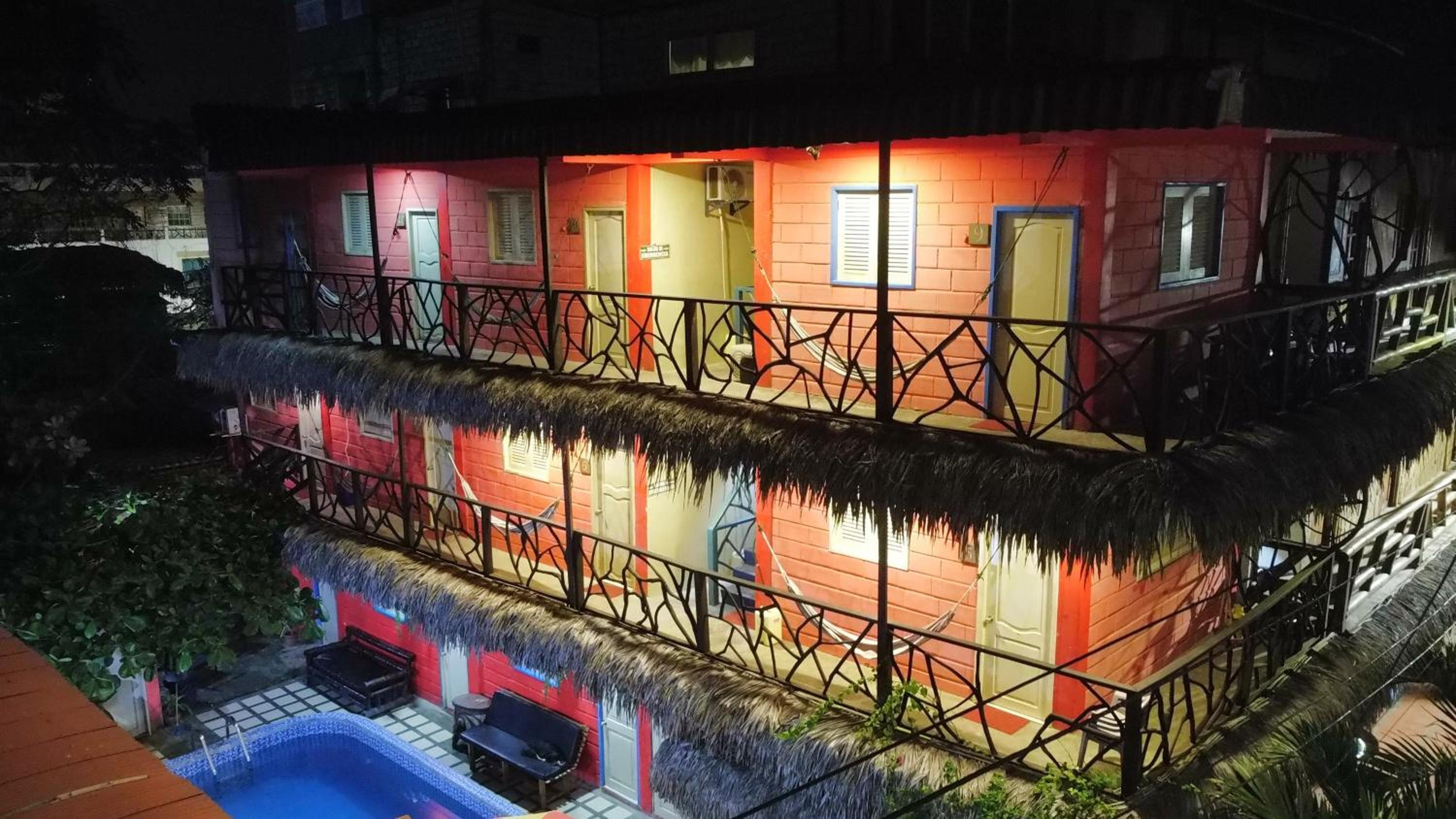 Arrecife Montañita Hostal