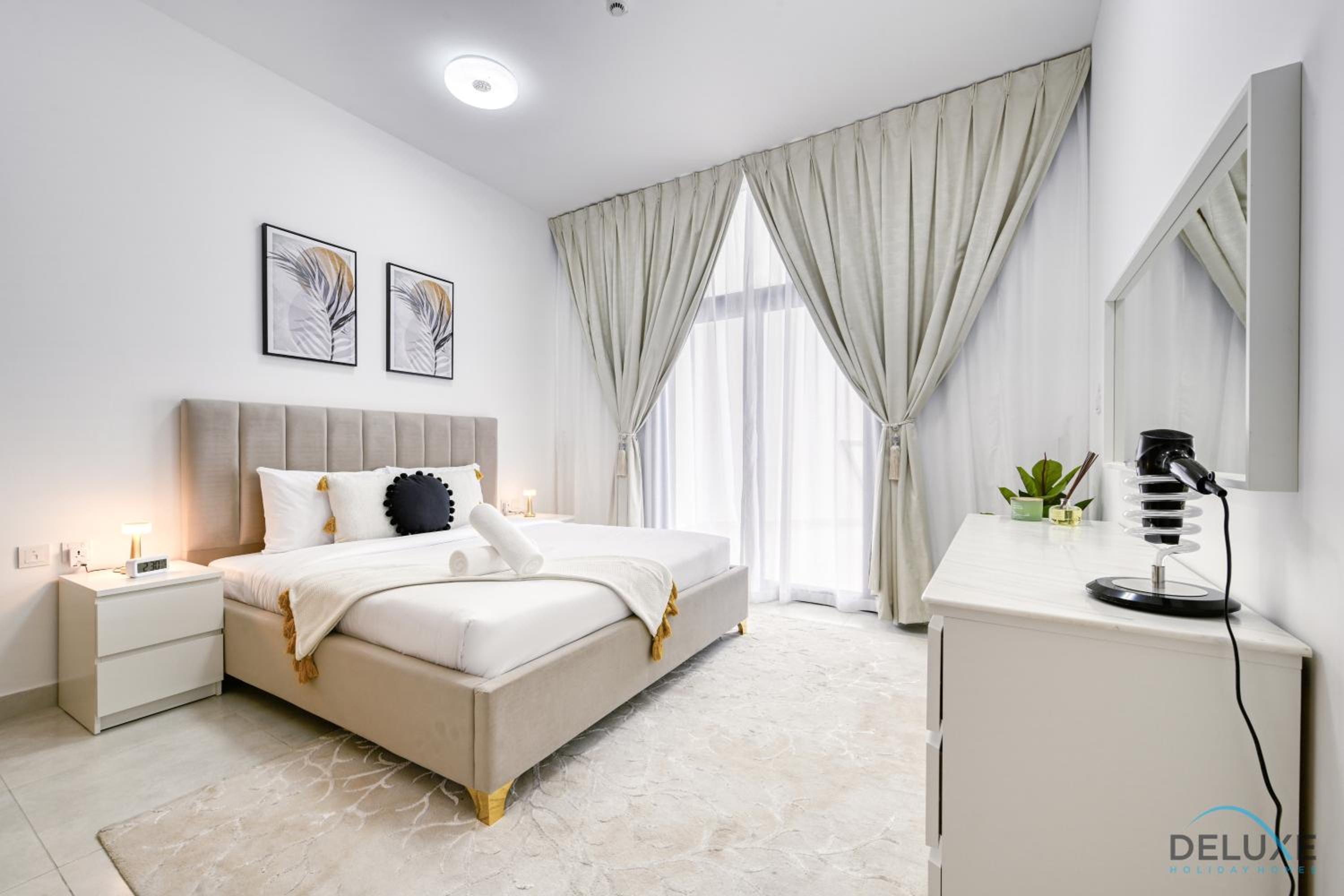 Urban 1BR at Binghatti Stars Dubai Silicon Oasis by Deluxe Holiday Homes