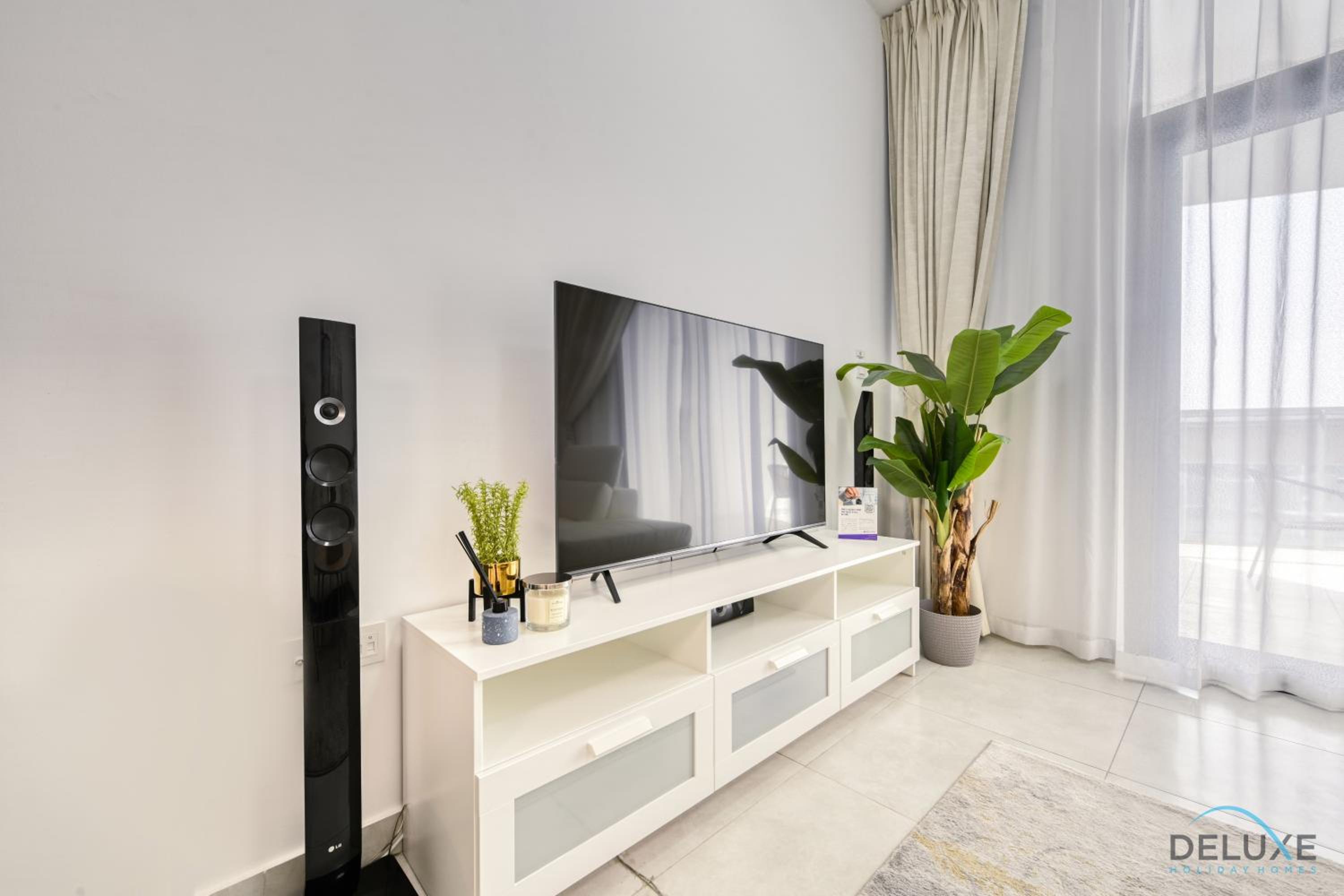 Urban 1BR at Binghatti Stars Dubai Silicon Oasis by Deluxe Holiday Homes