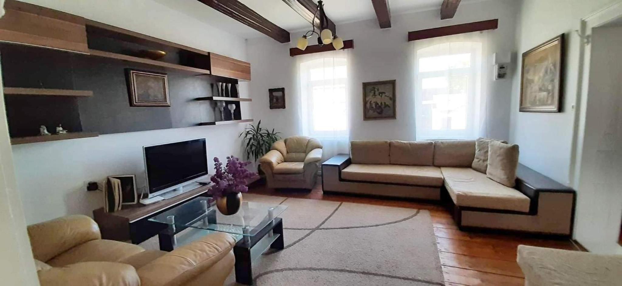 Casa din colțul Cetății view 4
