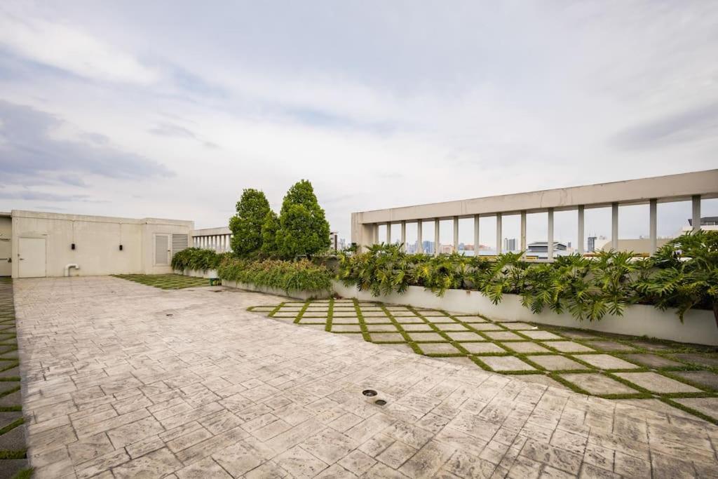R'Holistay Vista Heights Legarda near CEU San Beda view 2