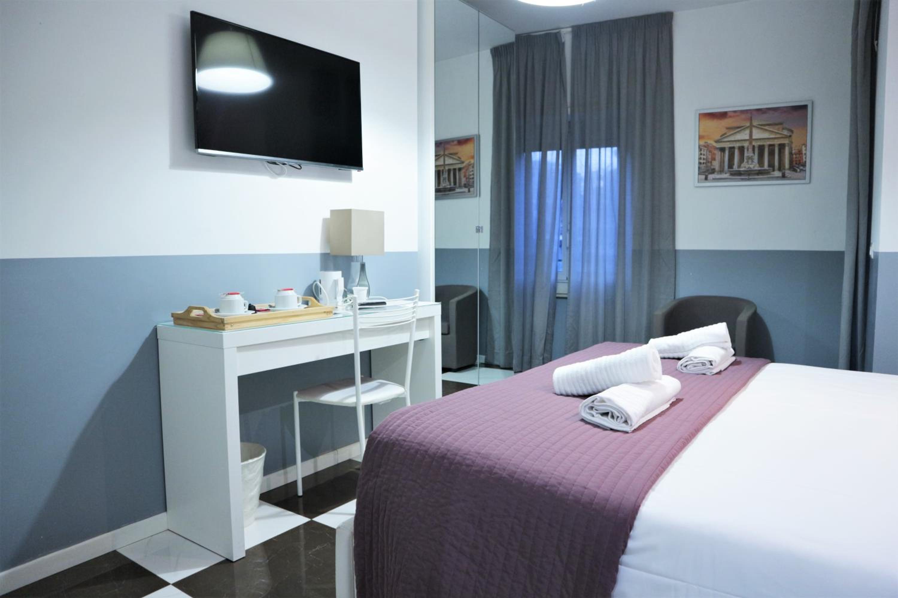 Luxury Vatican Rooms