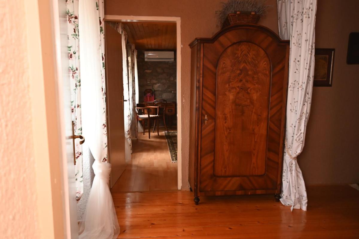 Photo 40