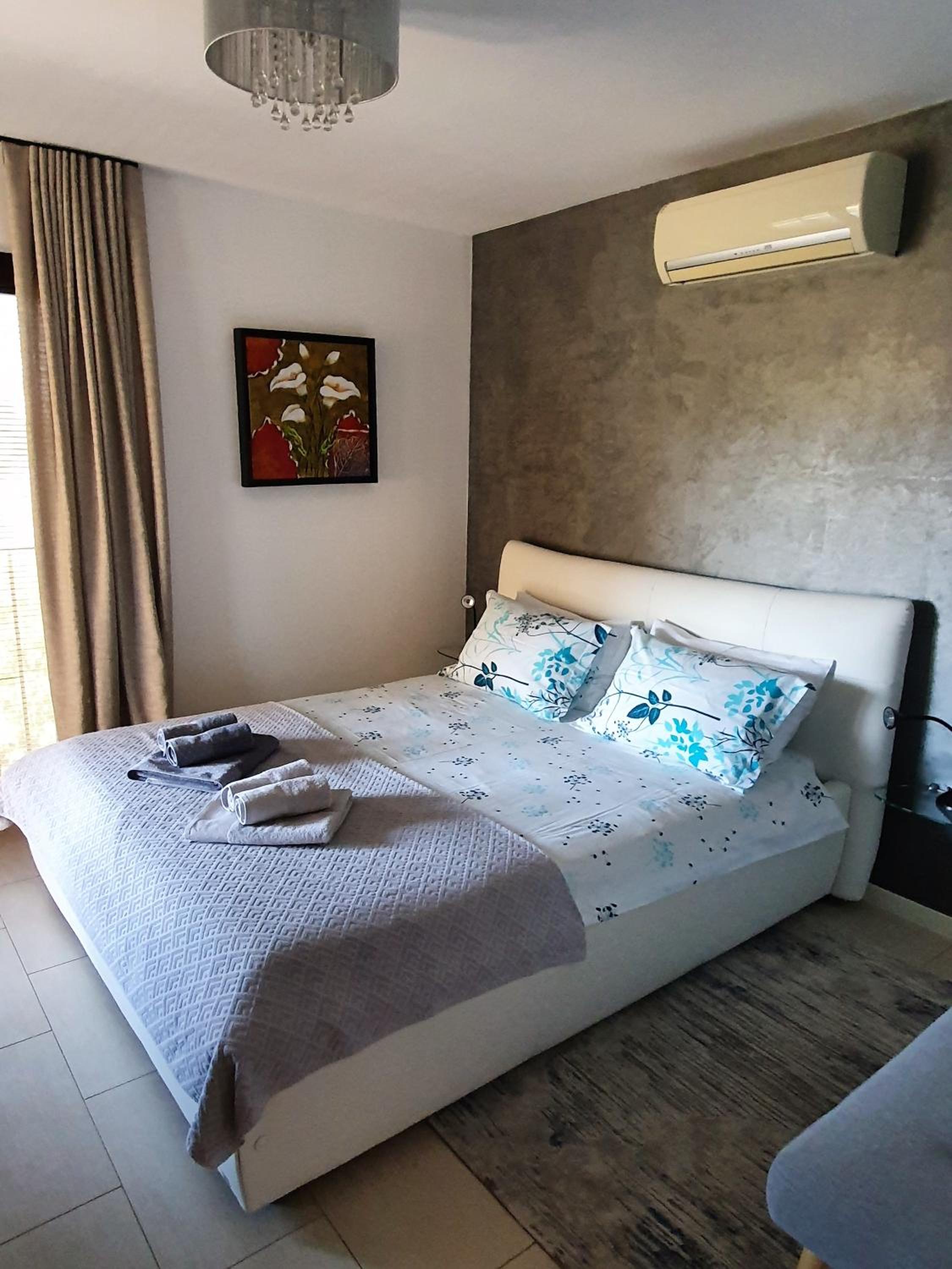 Lucia Exclusive with parking in the garage - Property Image 15