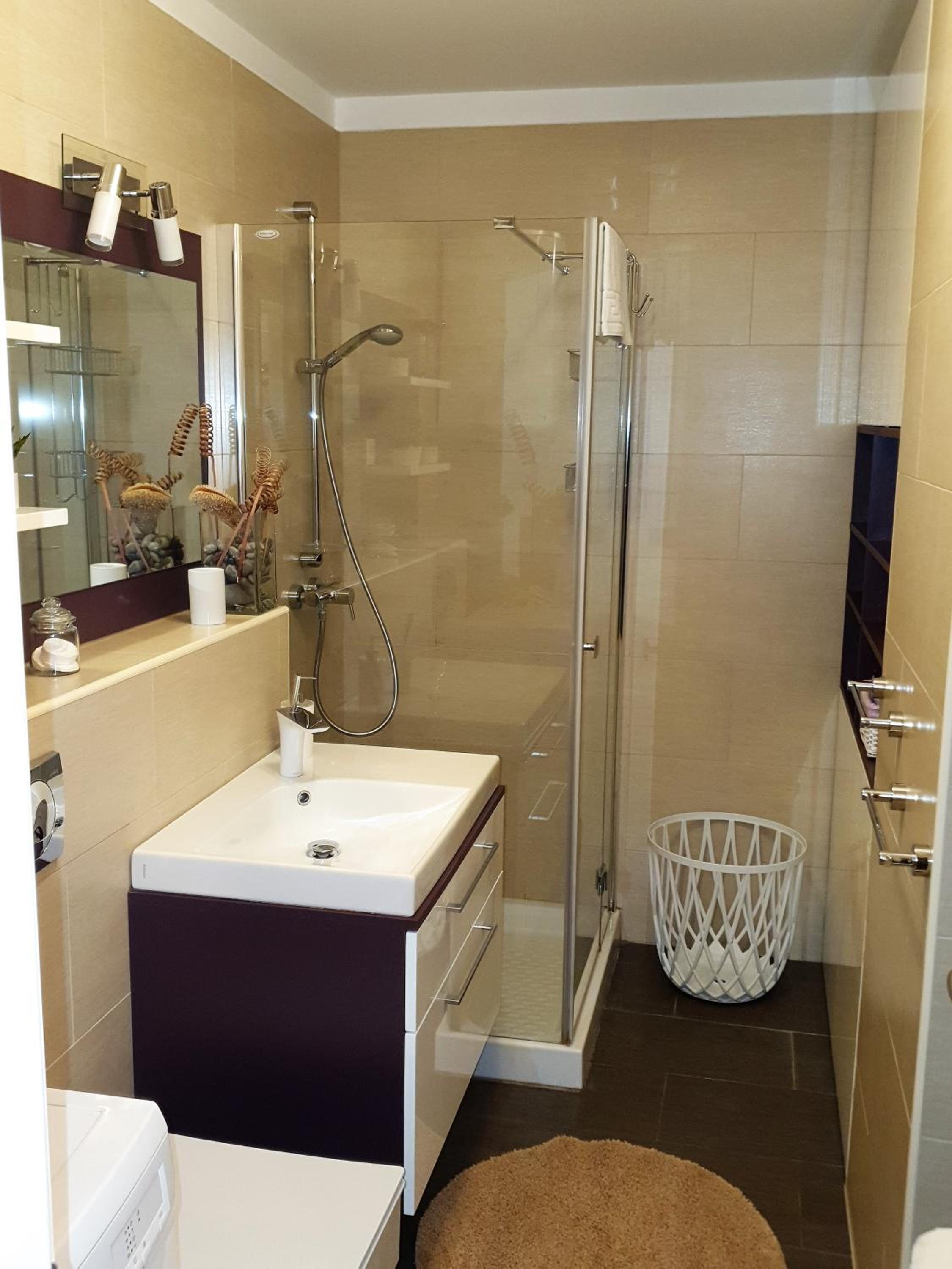 Lucia Exclusive with parking in the garage - Property Image 12