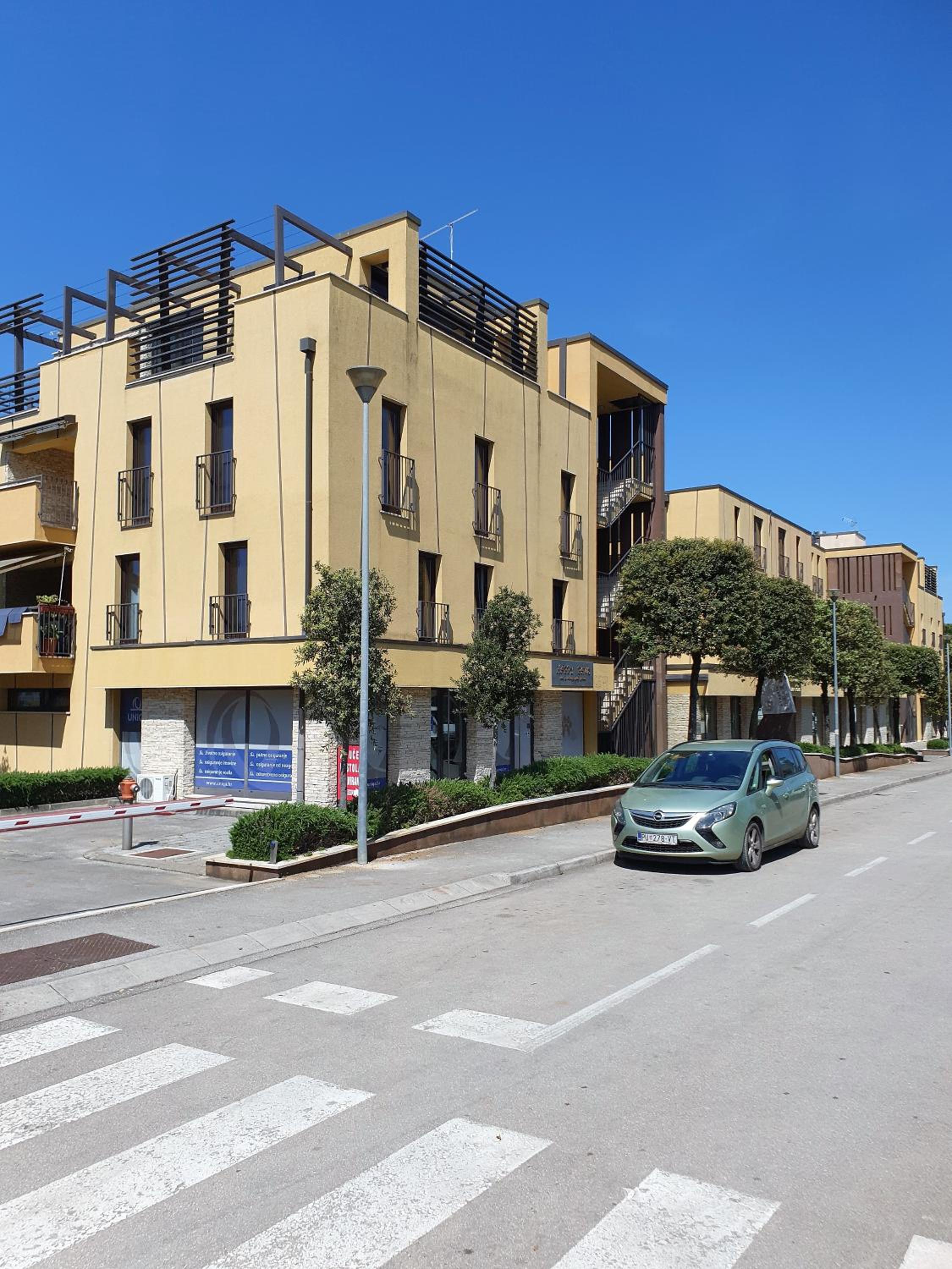 Lucia Exclusive with parking in the garage - Property Image 28