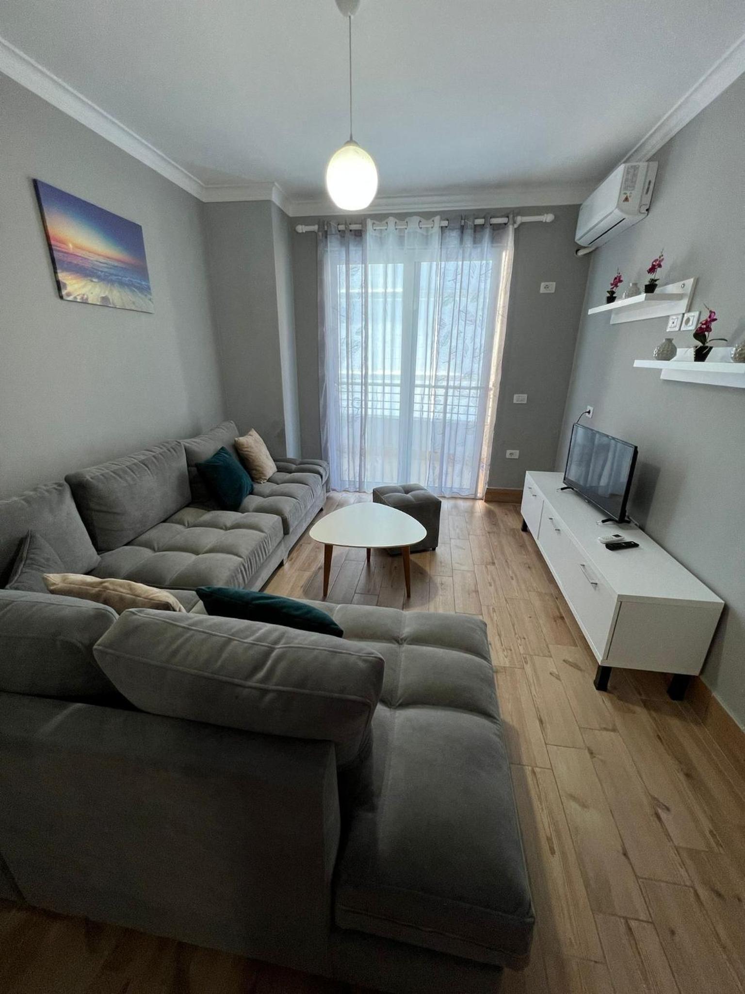 Armando Apartments