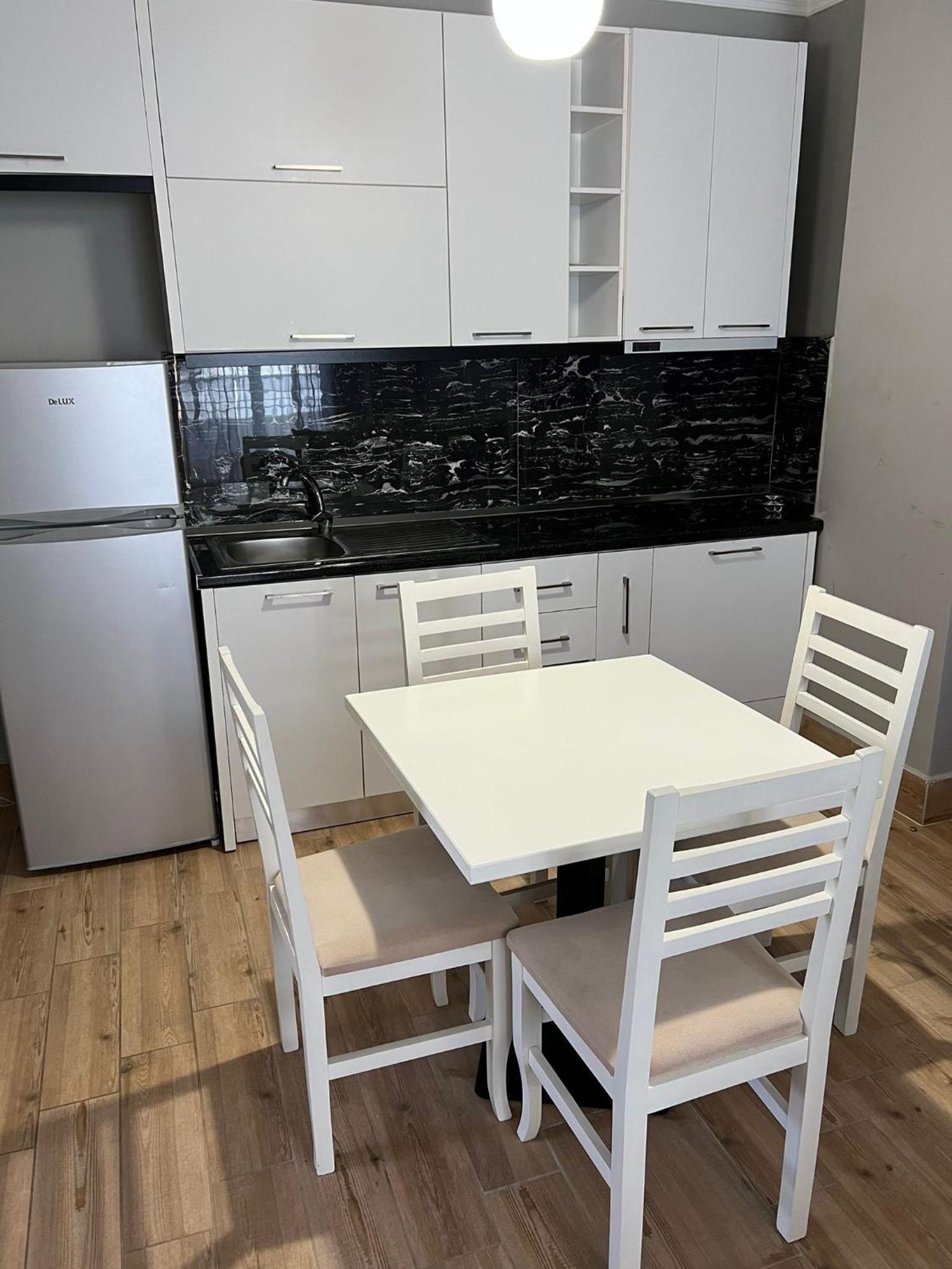 Armando Apartments