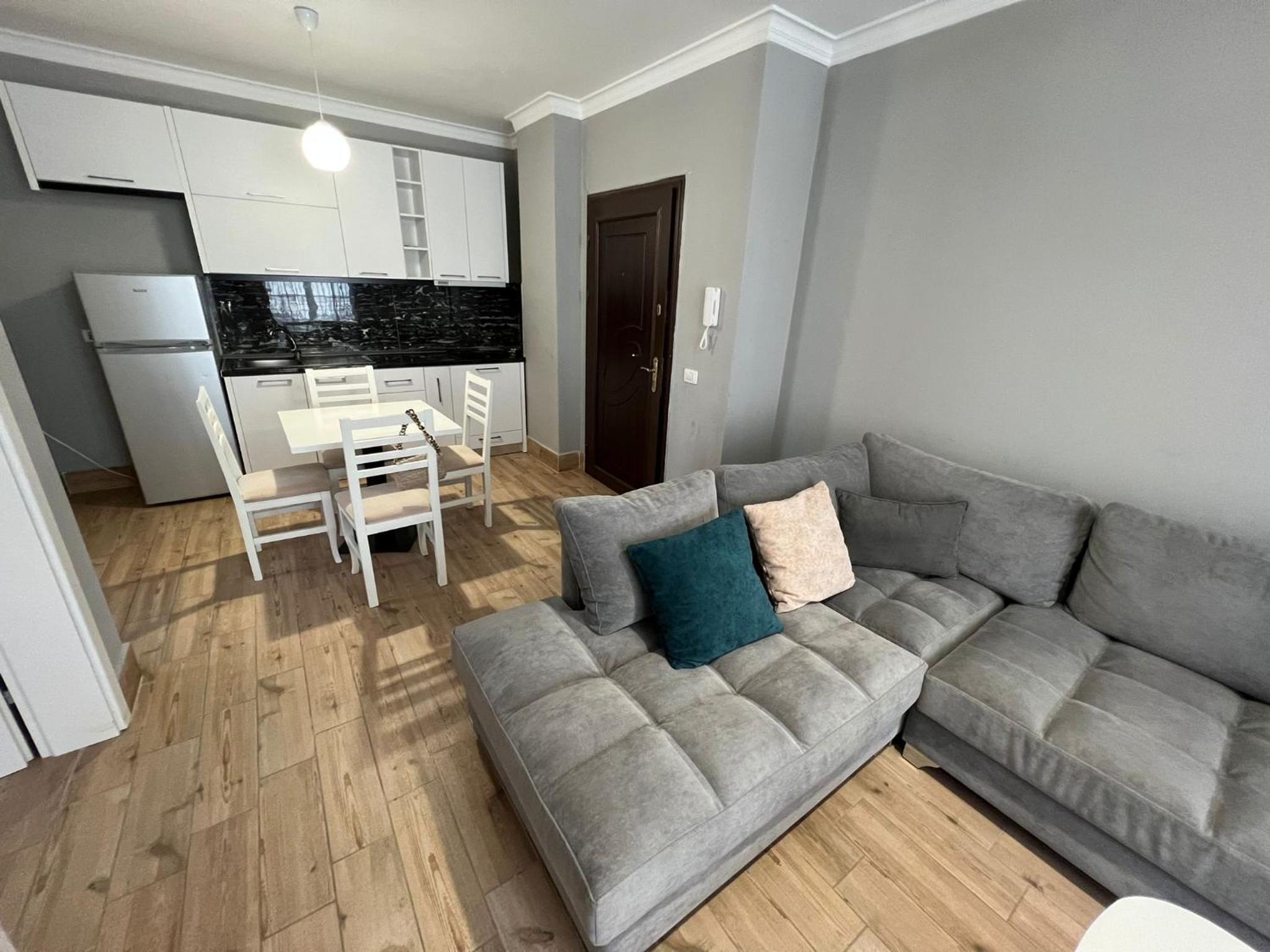 Armando Apartments