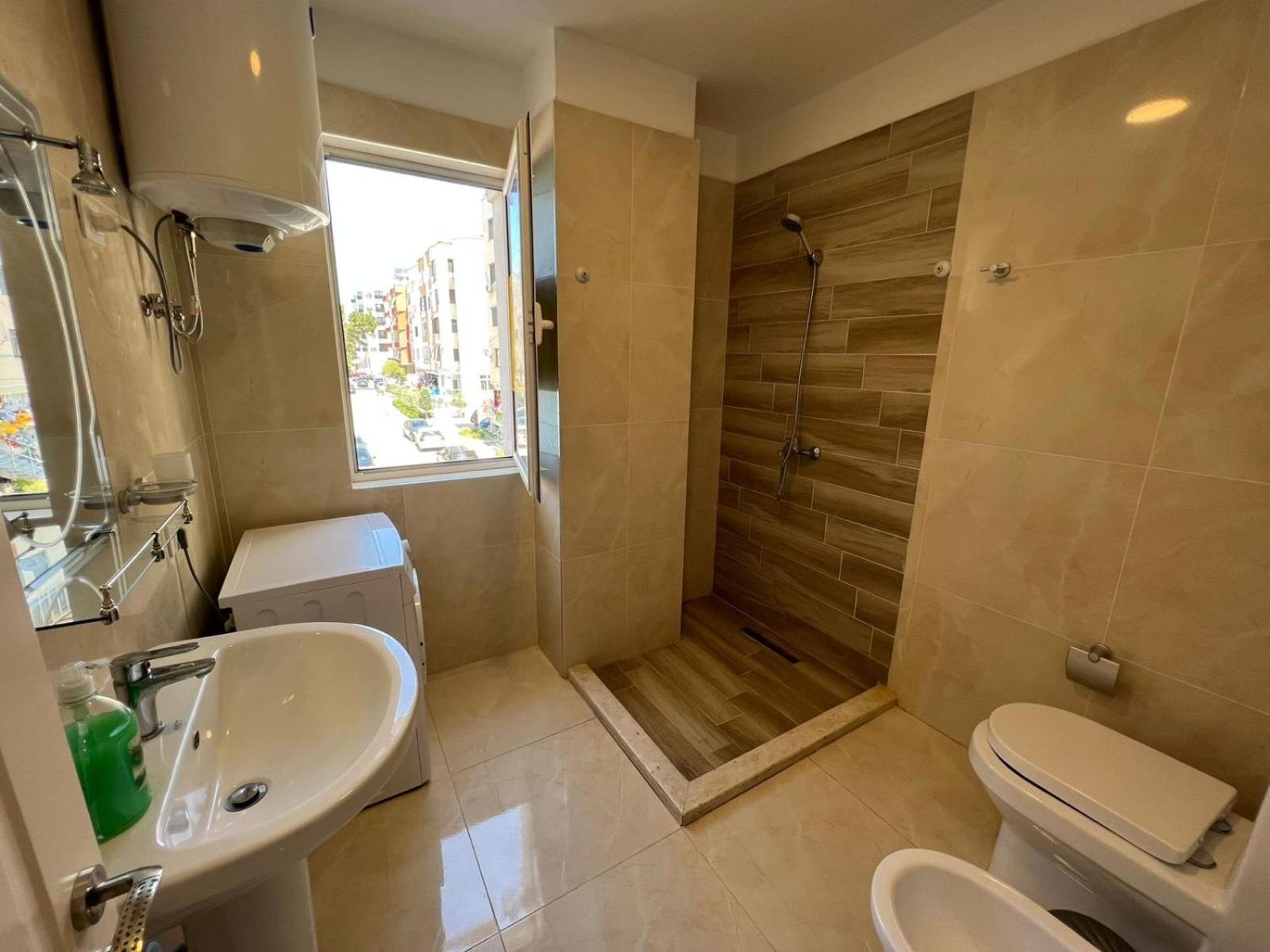 Armando Apartments