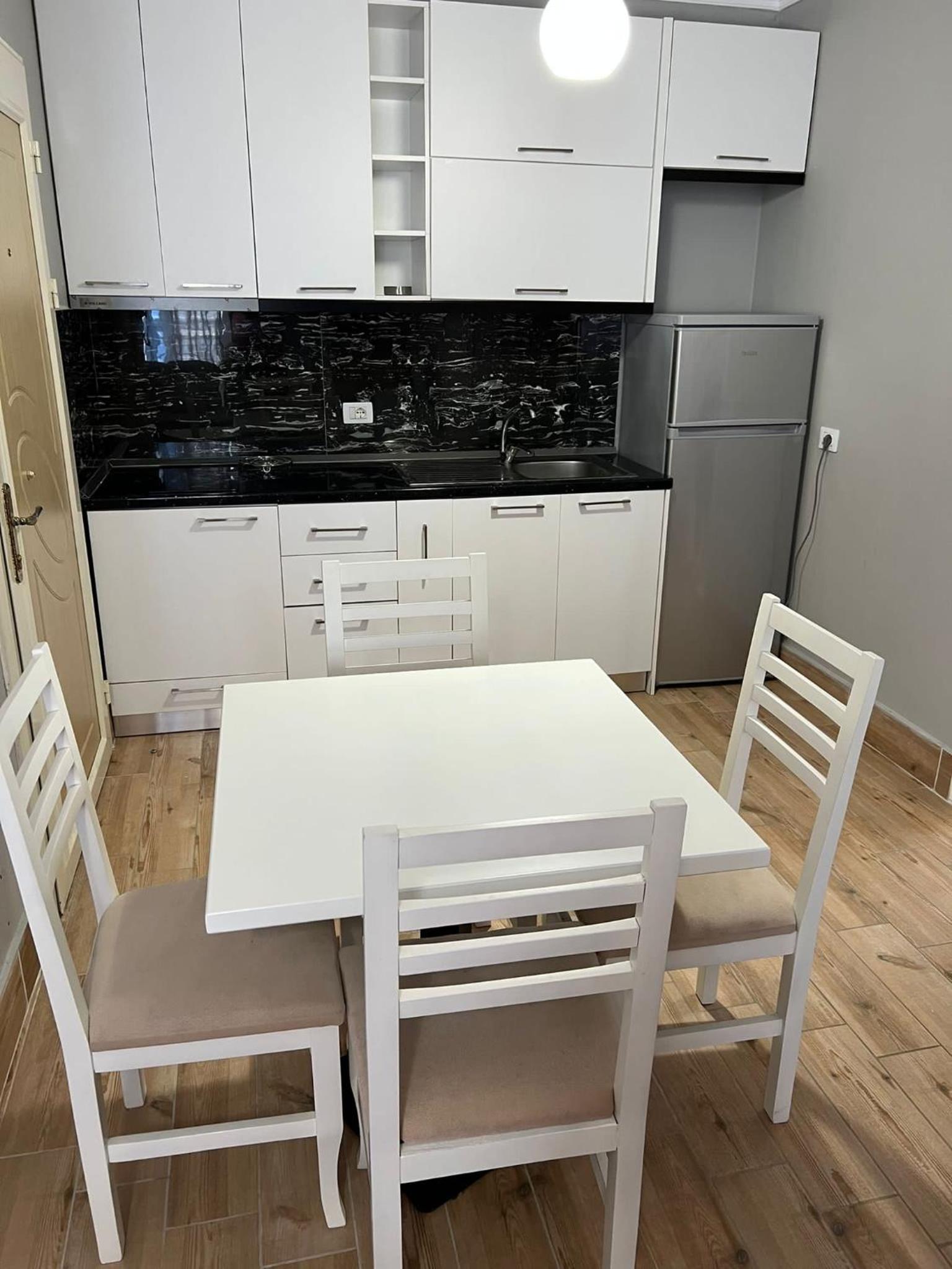 Armando Apartments