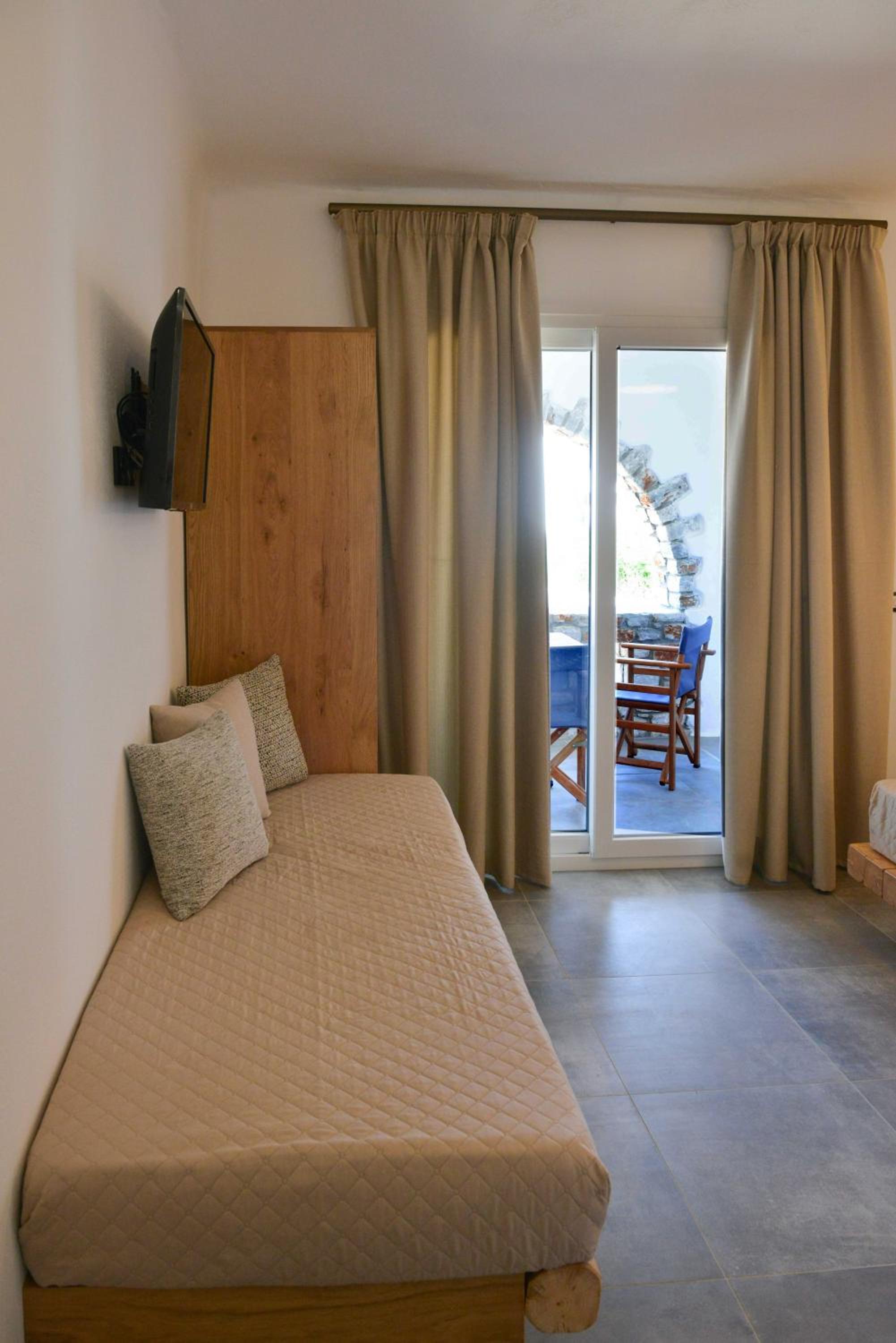 Sunshine Plaka Naxos