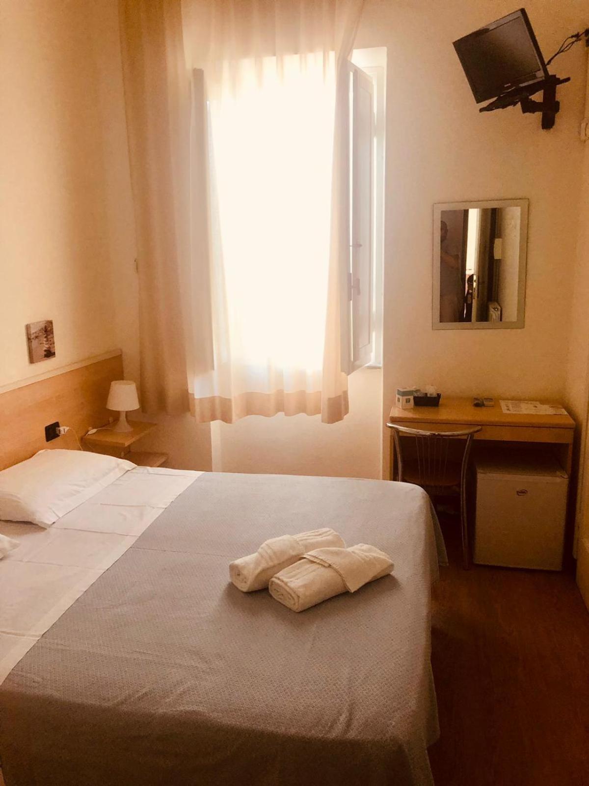 Hotel Perla Del Mare