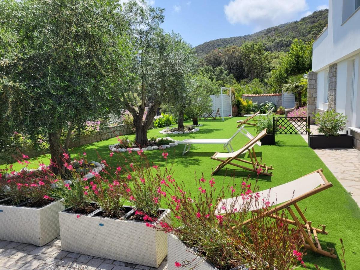 La Villa photo 2