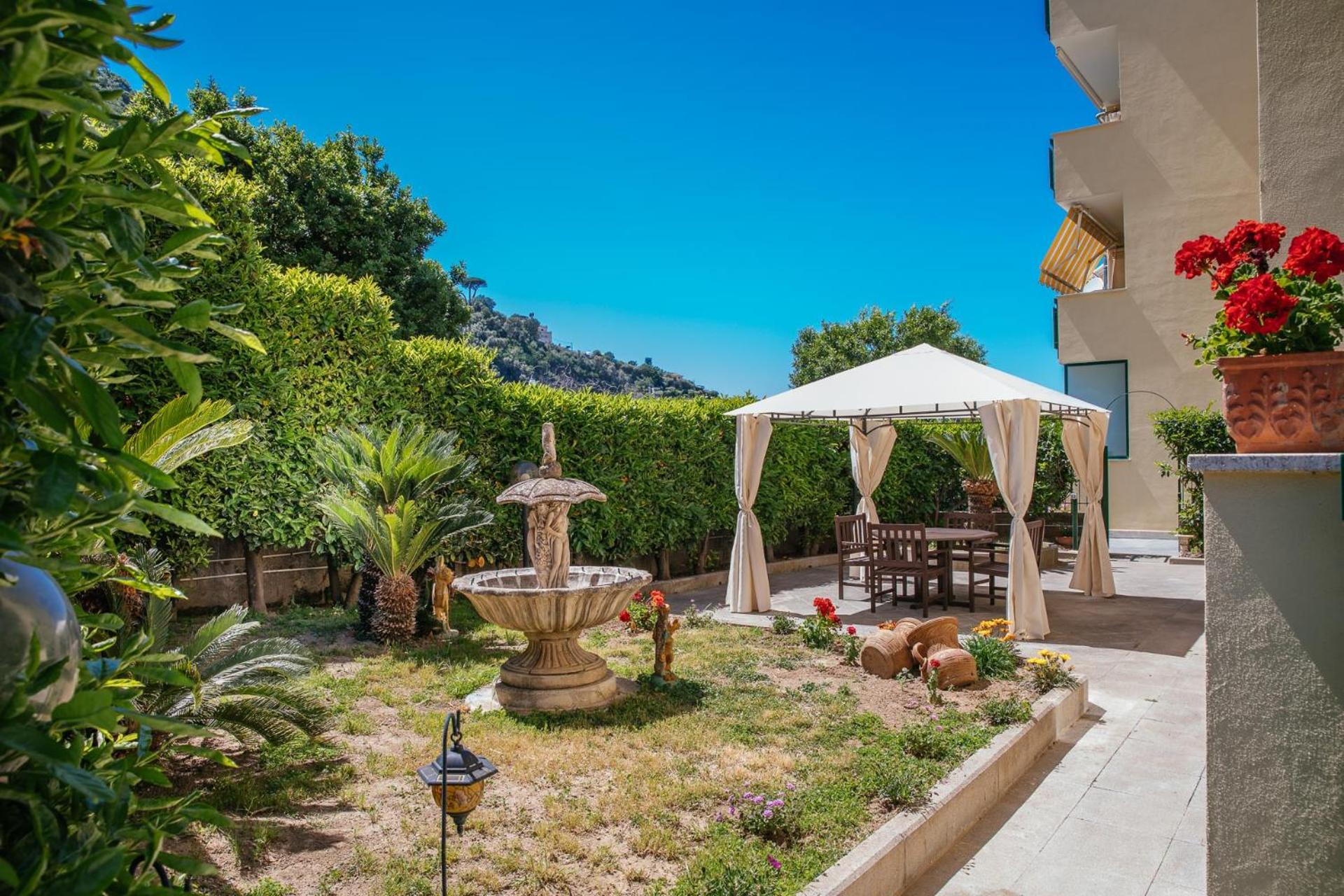 Hotel Emily's Home - Image 1