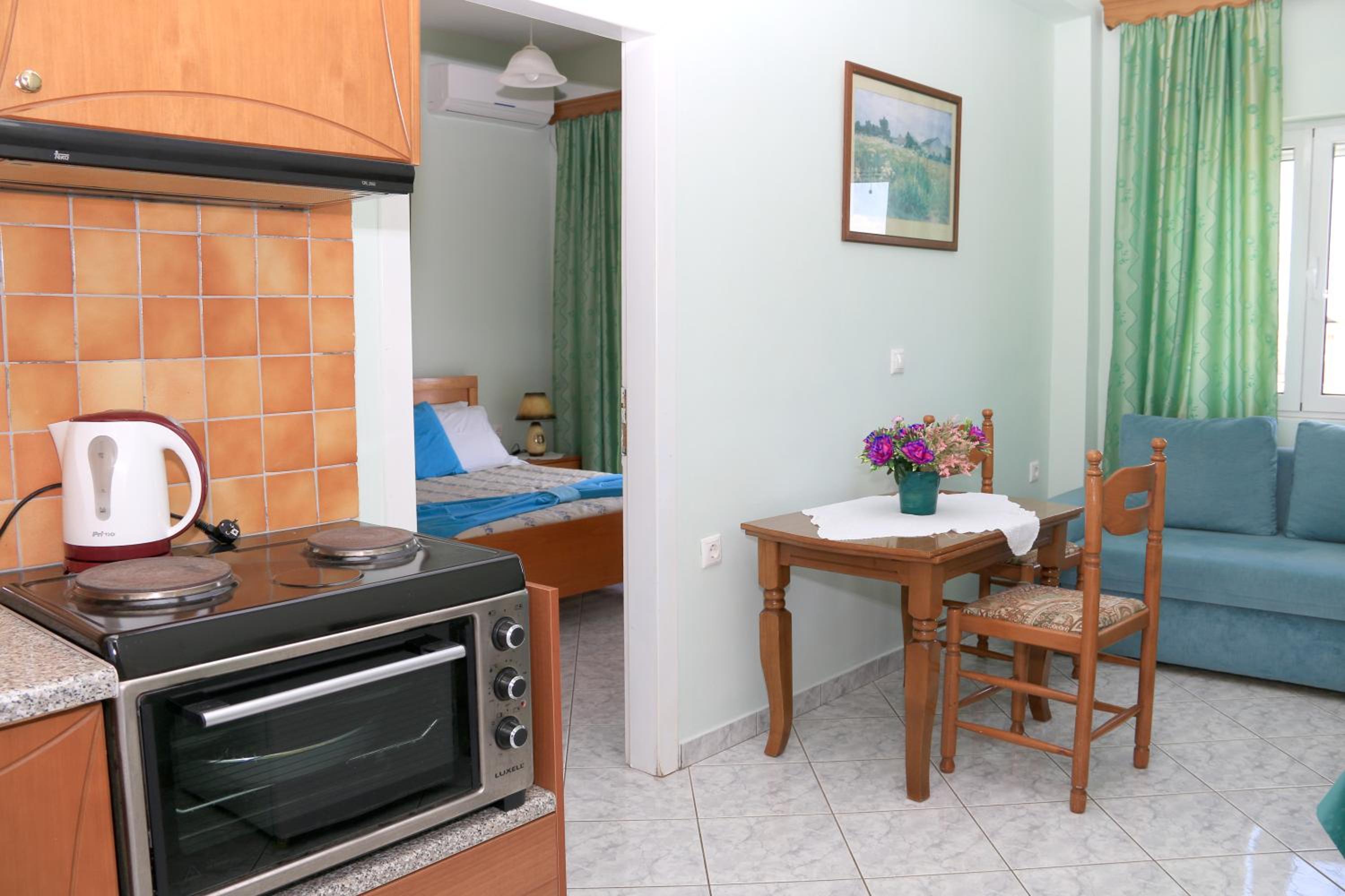 Isabela Apartments