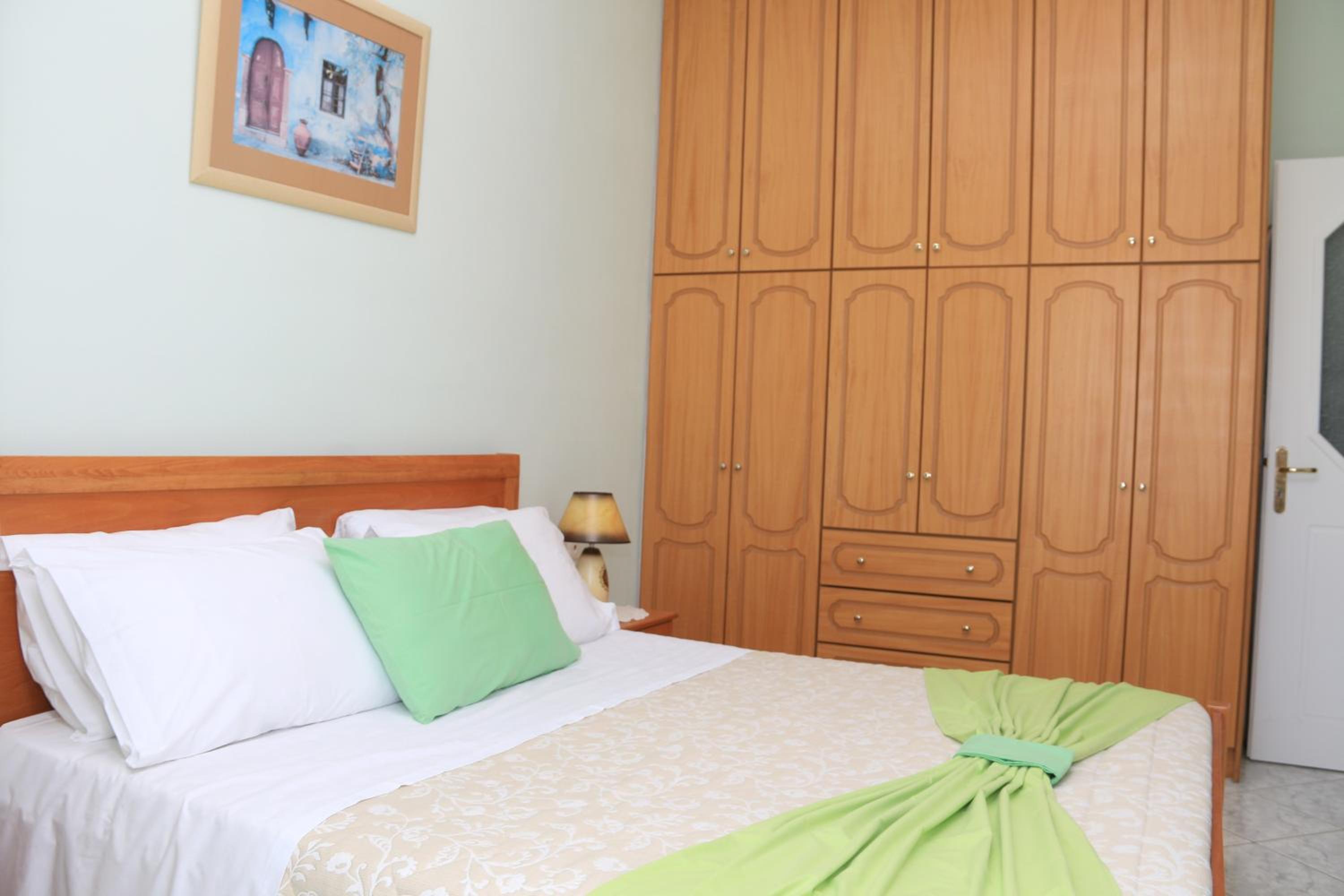 Isabela Apartments