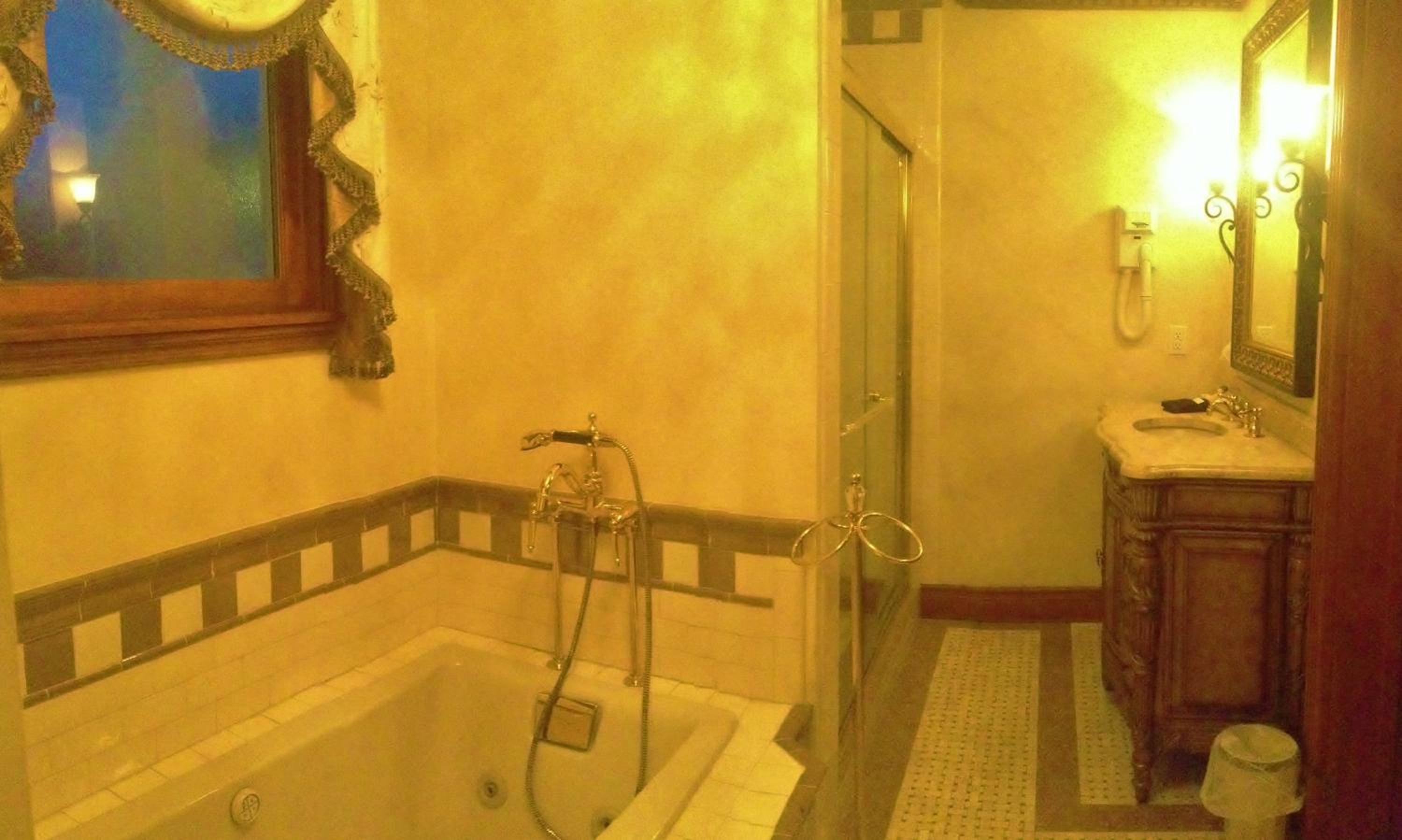 The Hotel Magnolia