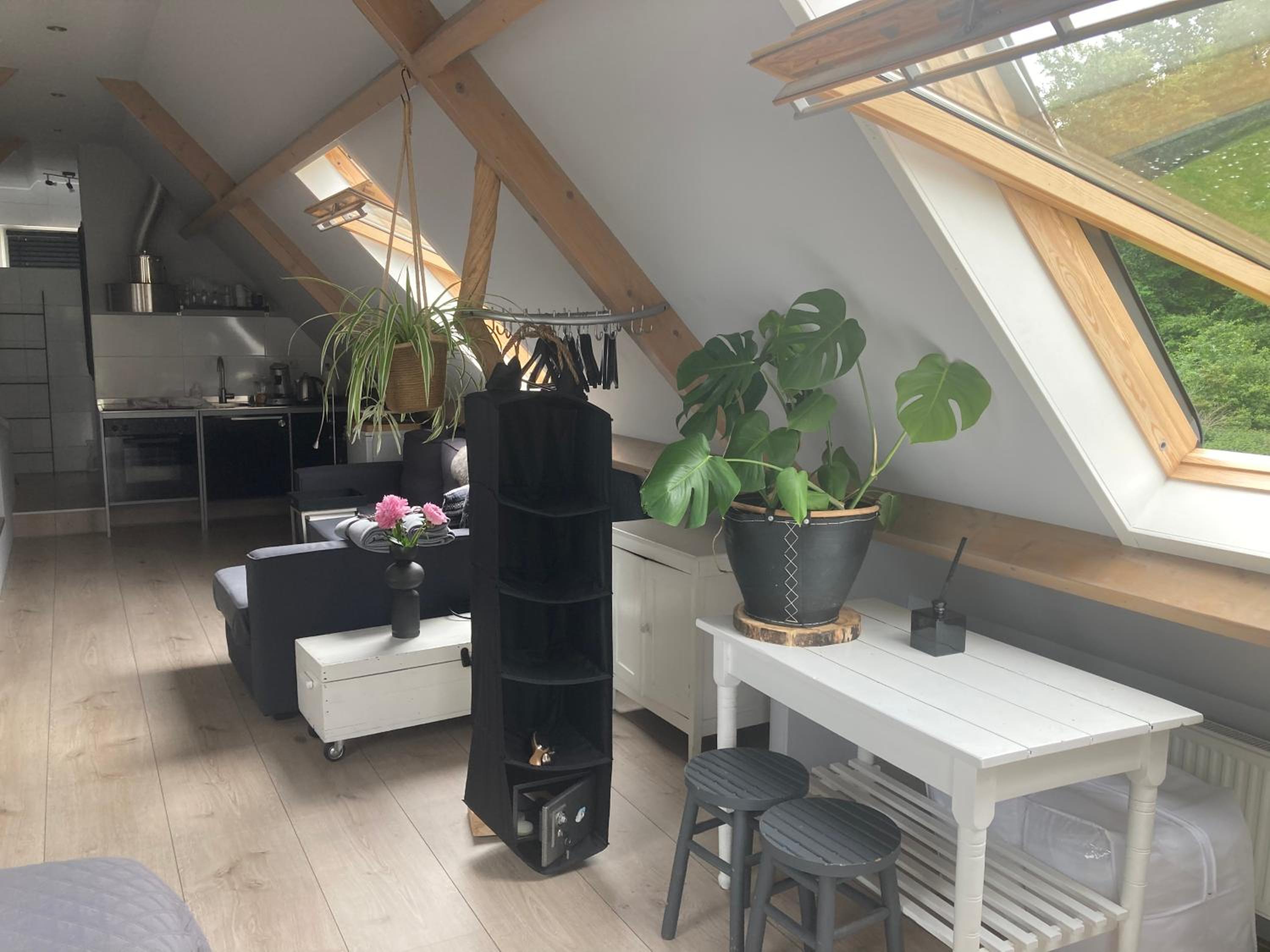 B&BOosterweg3 Studio - Free private parking view 3