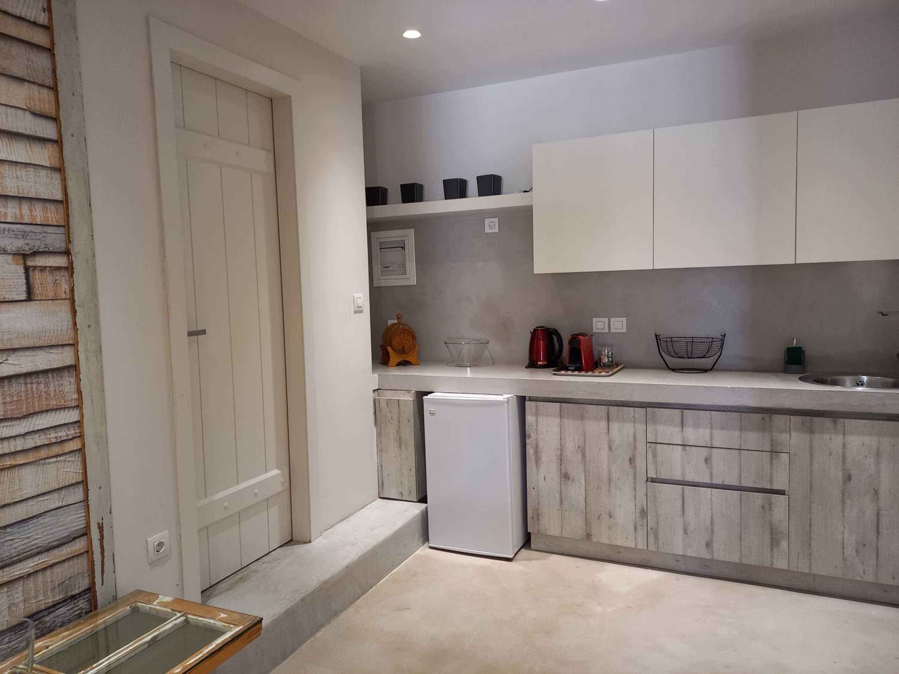 Core Luxury Suites