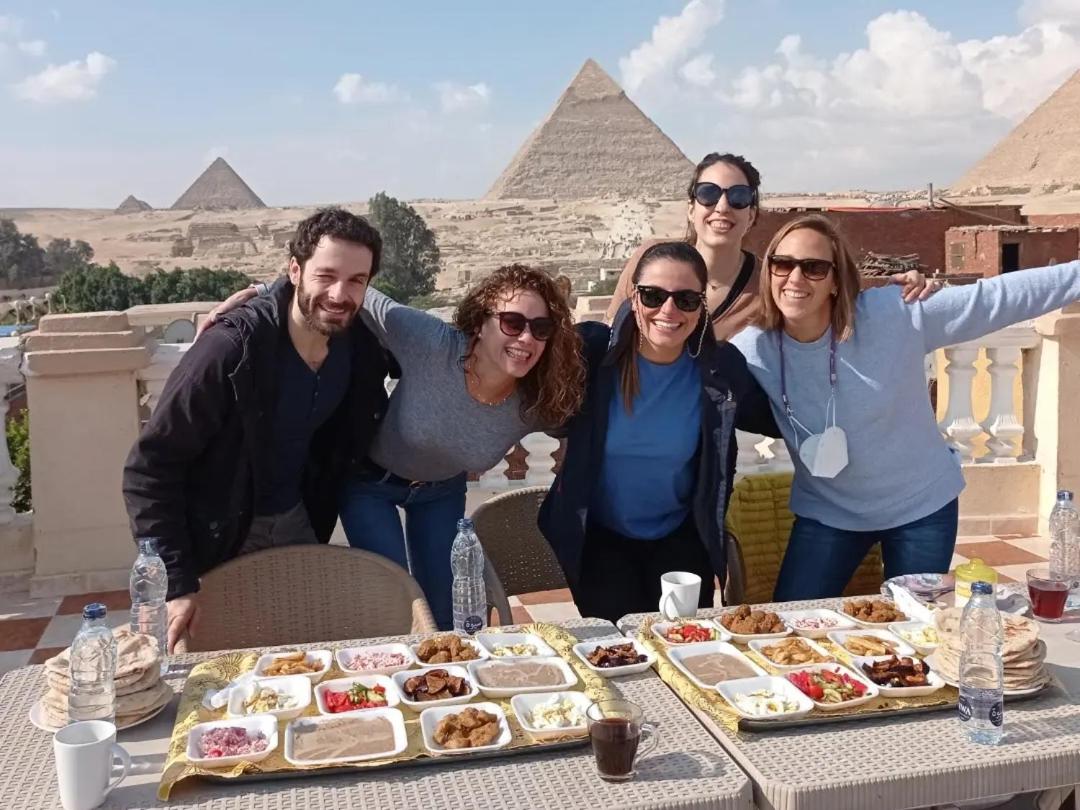 Royal Pyramids Inn