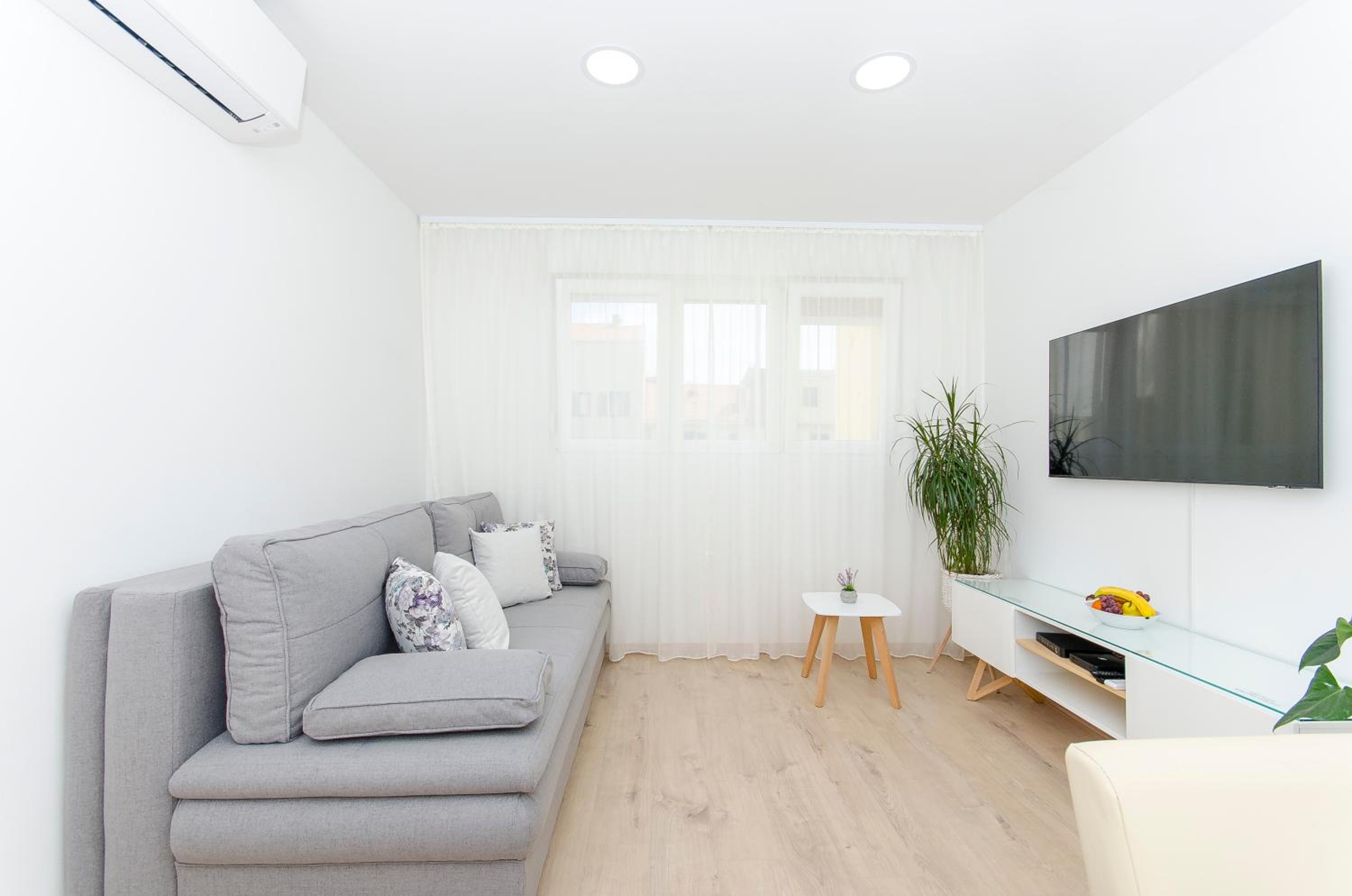 Lanuna apartment view 2