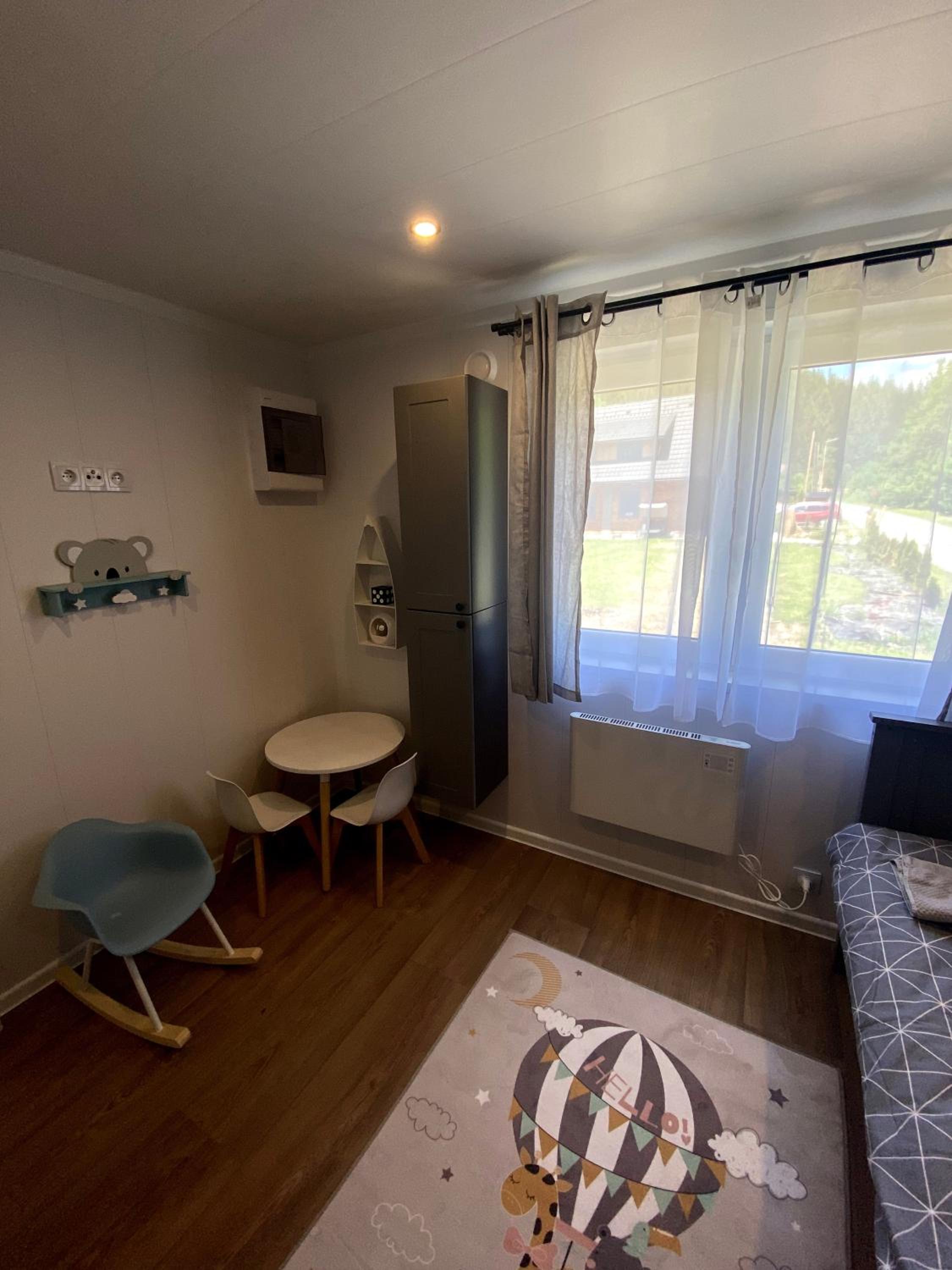 Tiny house