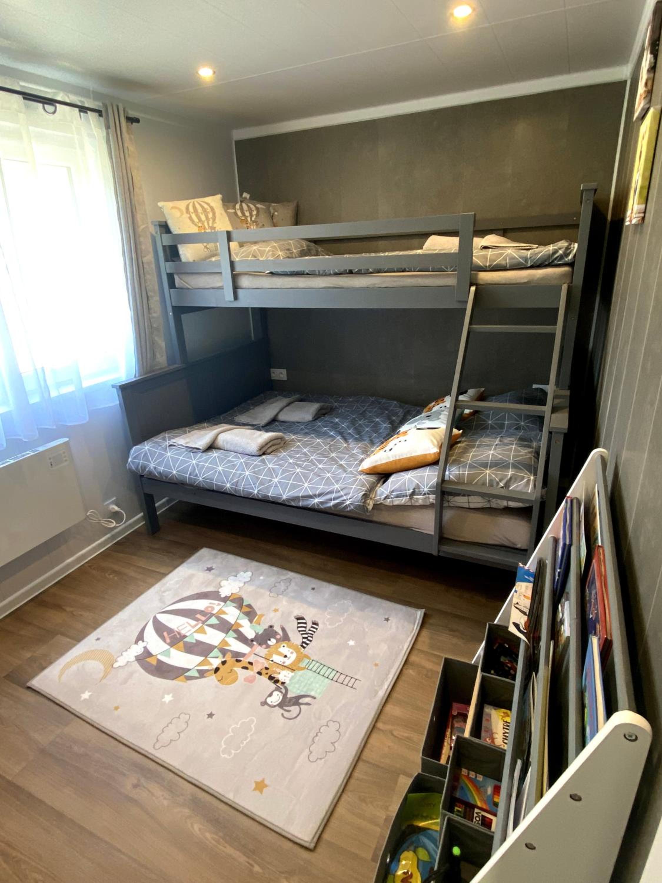 Tiny house
