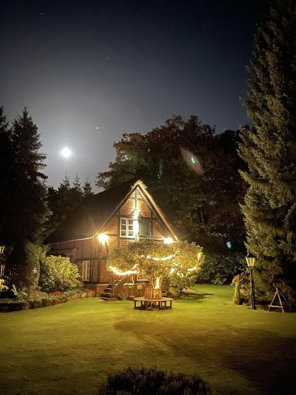 Ferienhaus unter Reet im Heidedorf Sankt Dionys bei Lüneburg