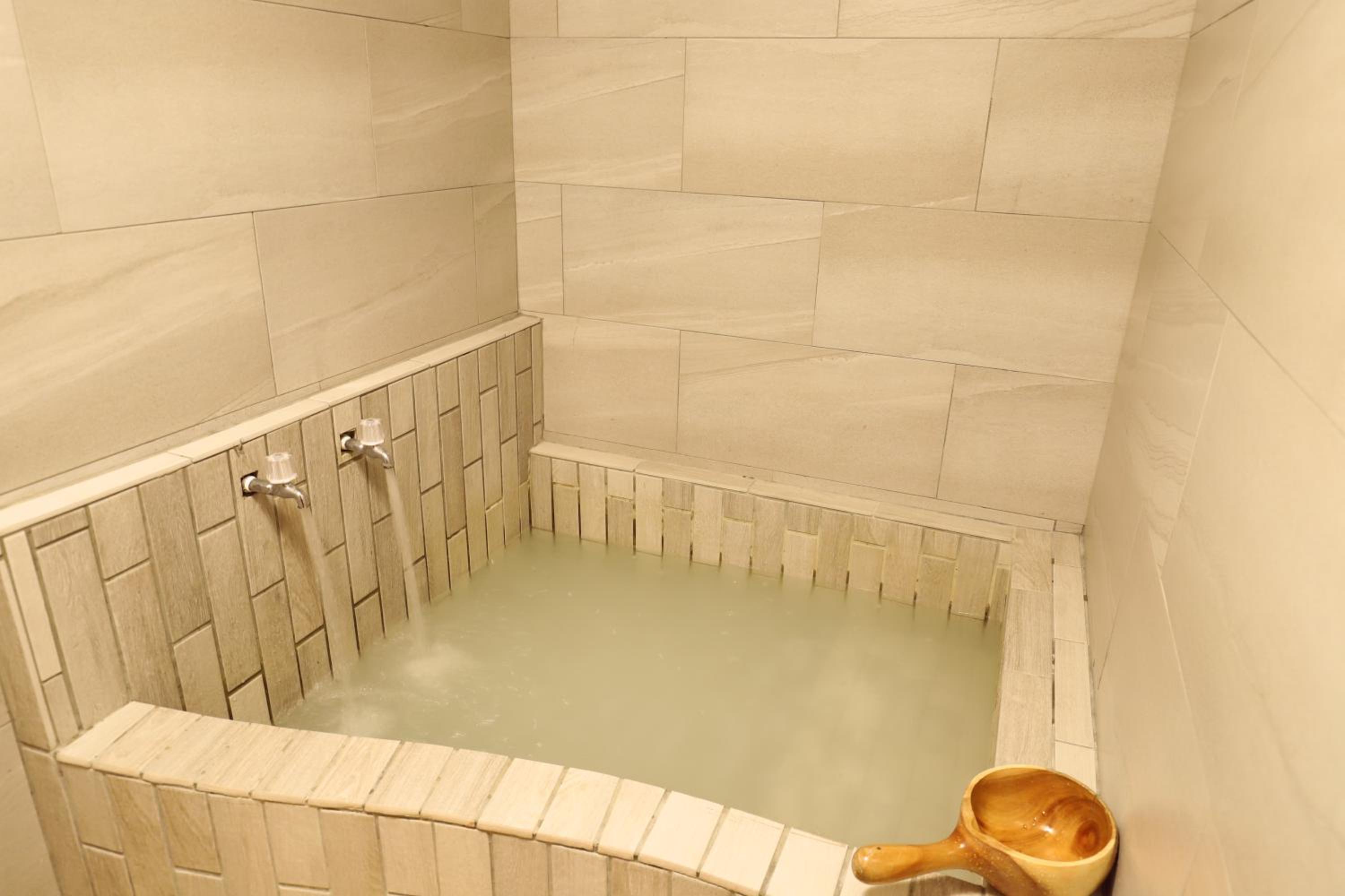 Gorgeous Hot Spring Resort