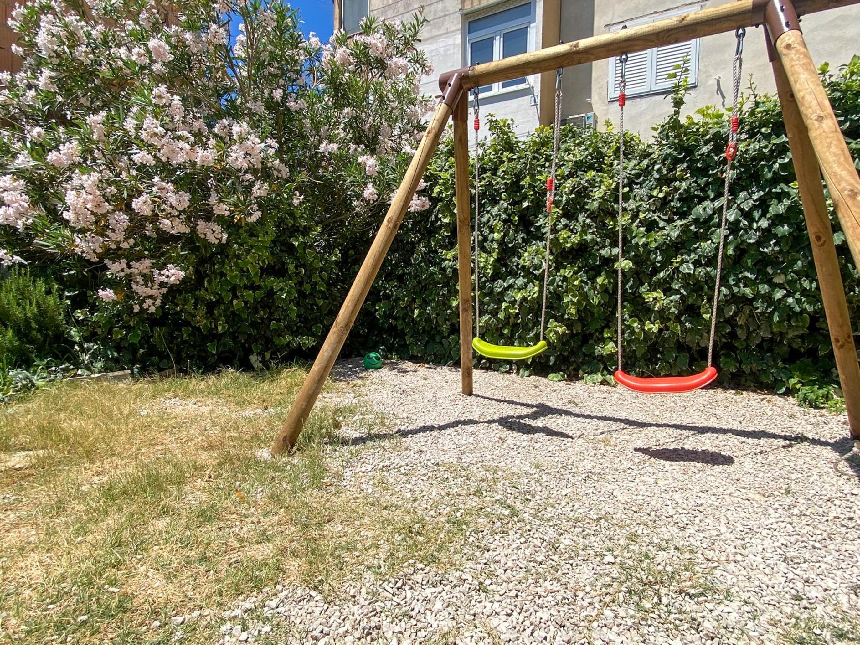 Apartment Dado