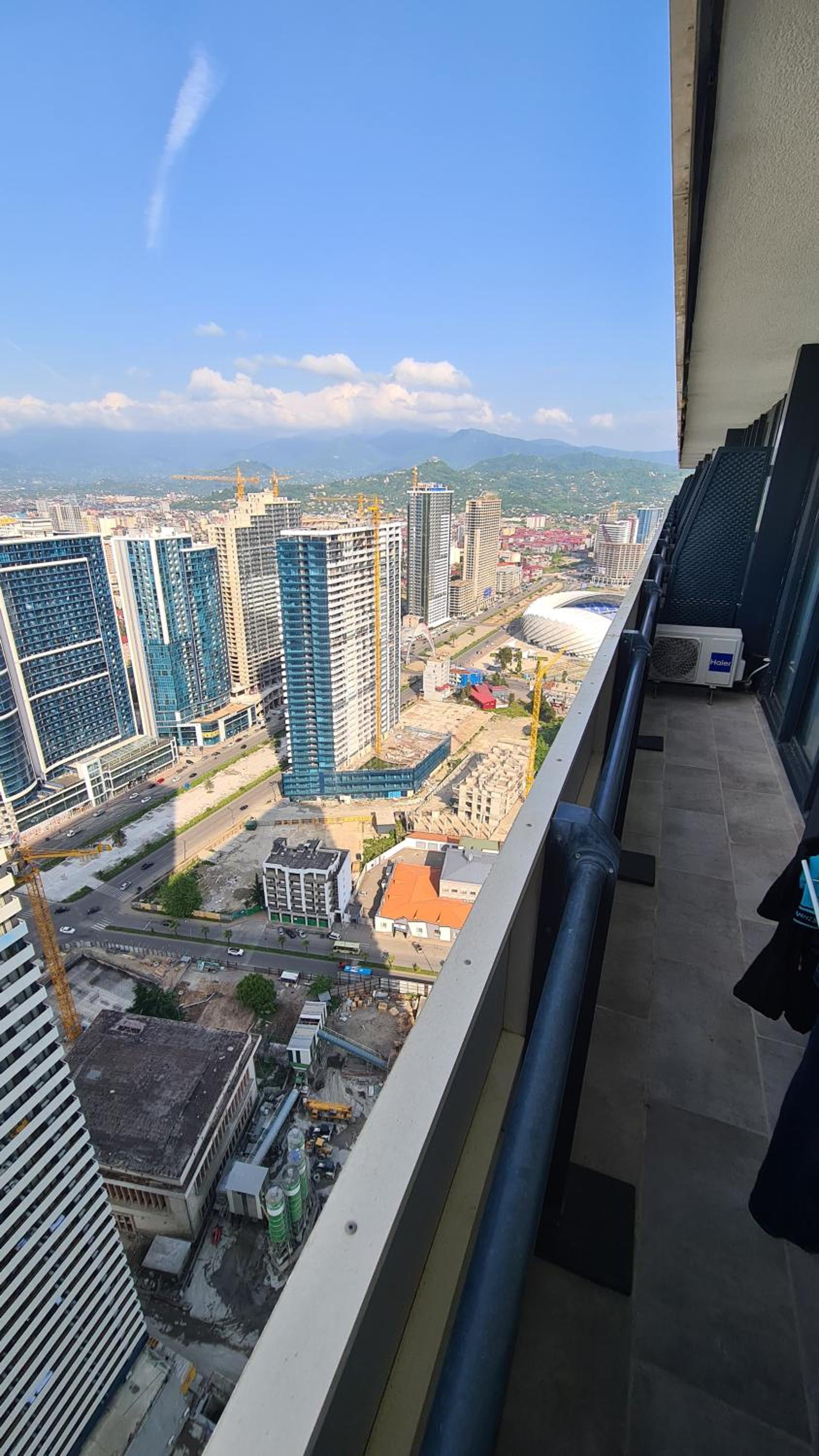 45th floor LUX 2 room apartment Orbi City
