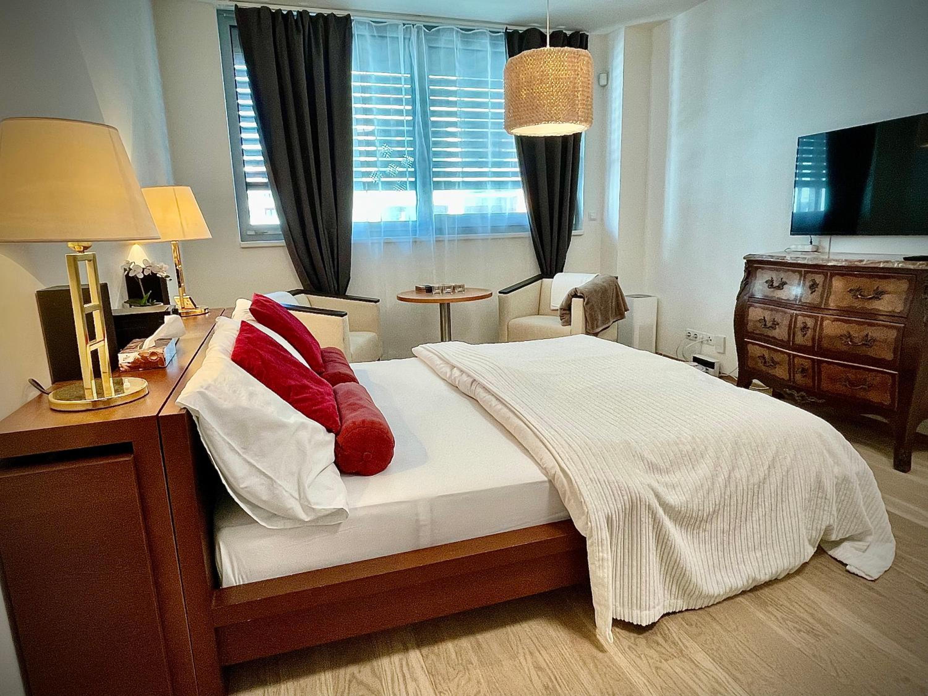 Harfa Apartment 30