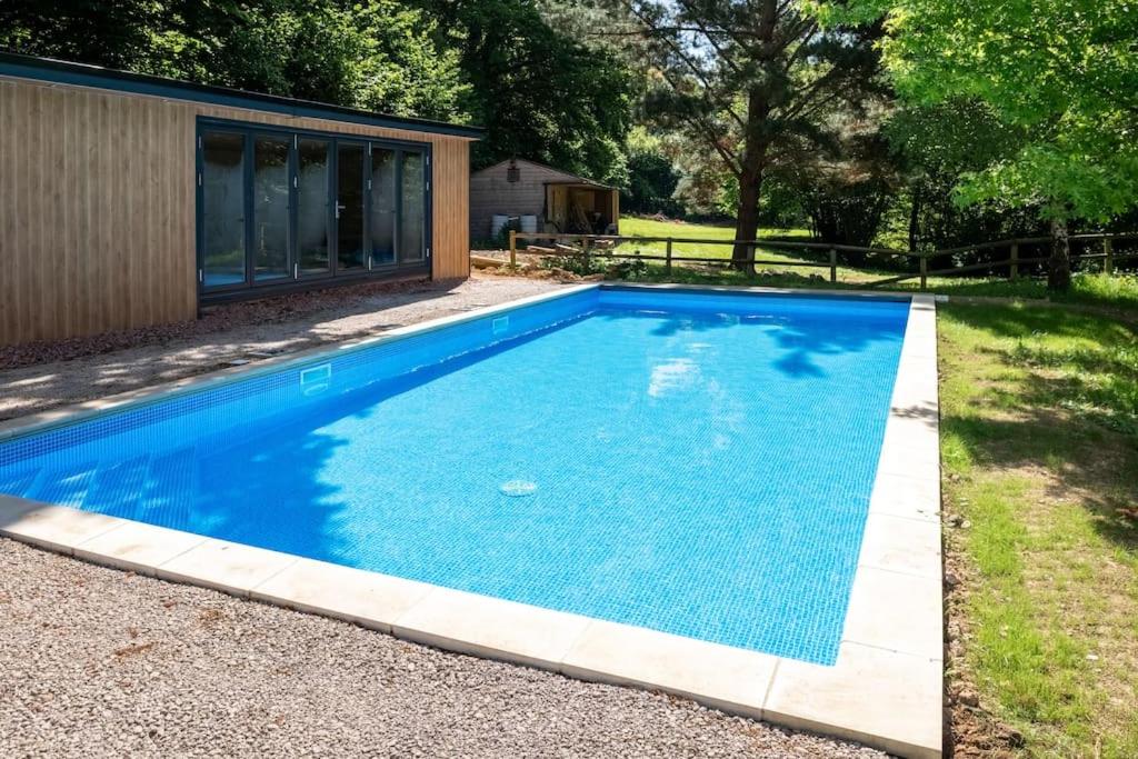 Osbornes Holiday House near Exeter with swimming pool